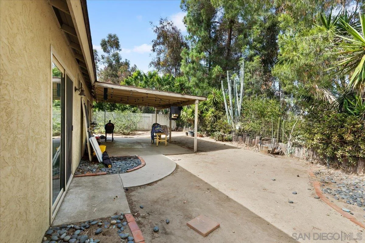 https://cdn.realtyfeed.com/cdn/127/260012240/3b5cfea830f249f9bceb5b6dab485638.webp