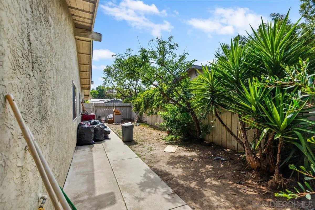 https://cdn.realtyfeed.com/cdn/127/260012240/858aee7a0ea33e7eb2b5b35e0f8fa709.webp