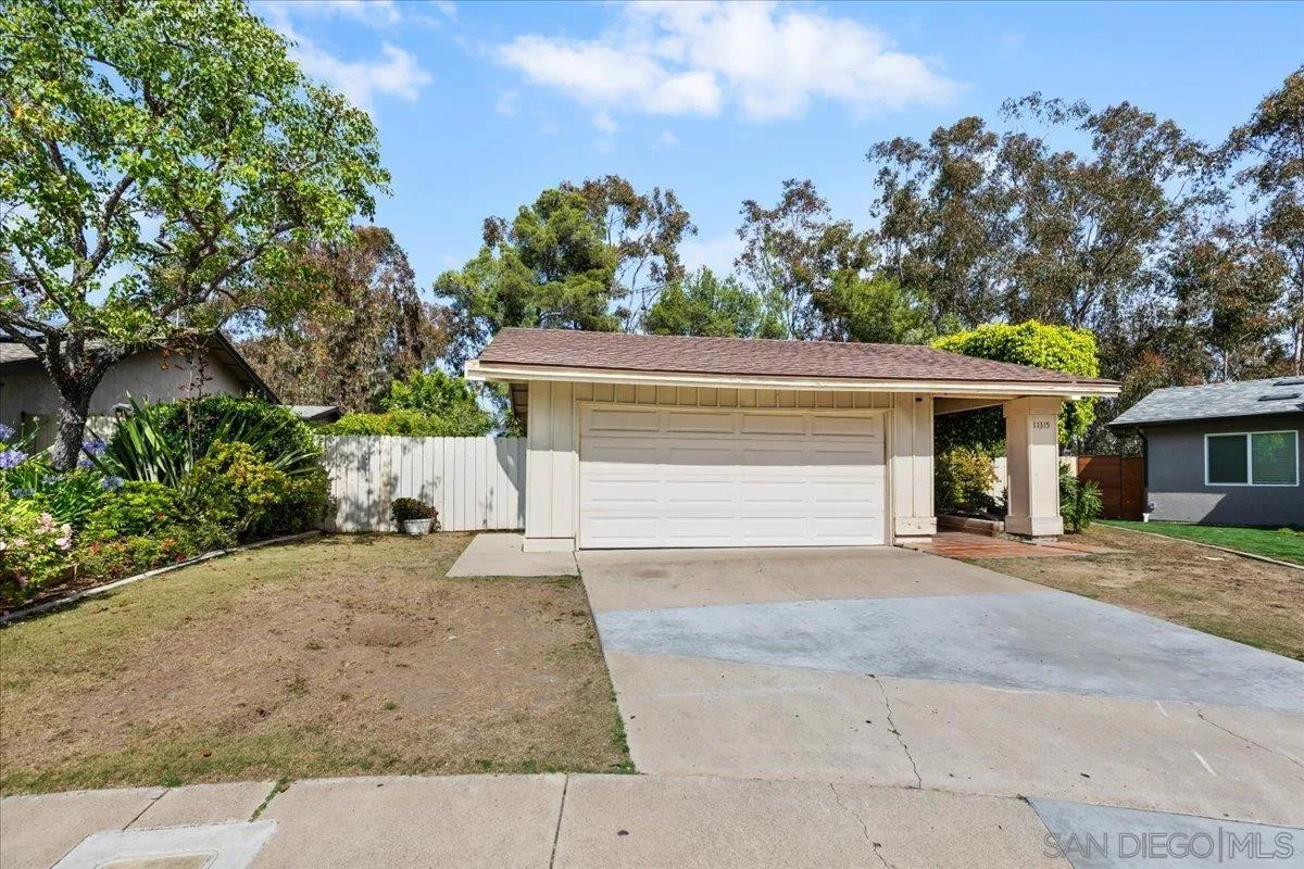 https://cdn.realtyfeed.com/cdn/127/260012240/a58a7d0dc337e952af34847c5b572352.webp