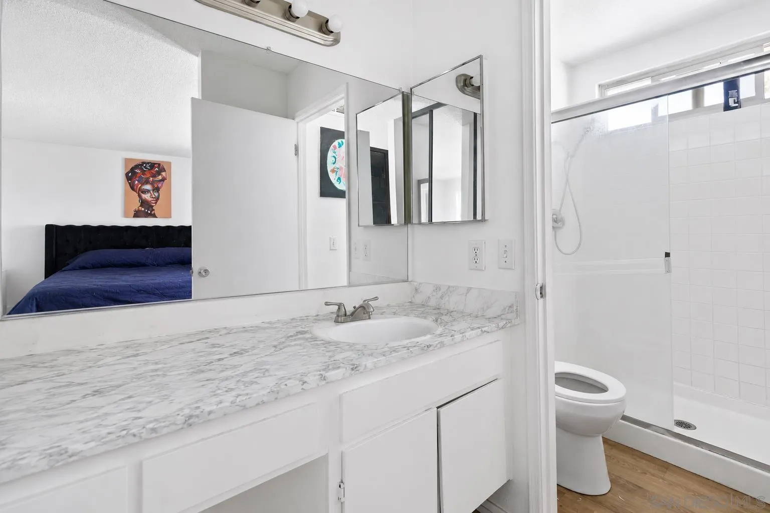 https://cdn.realtyfeed.com/cdn/127/260012240/afb15cbad19ba71fa4aacd825bbaa9d5.webp