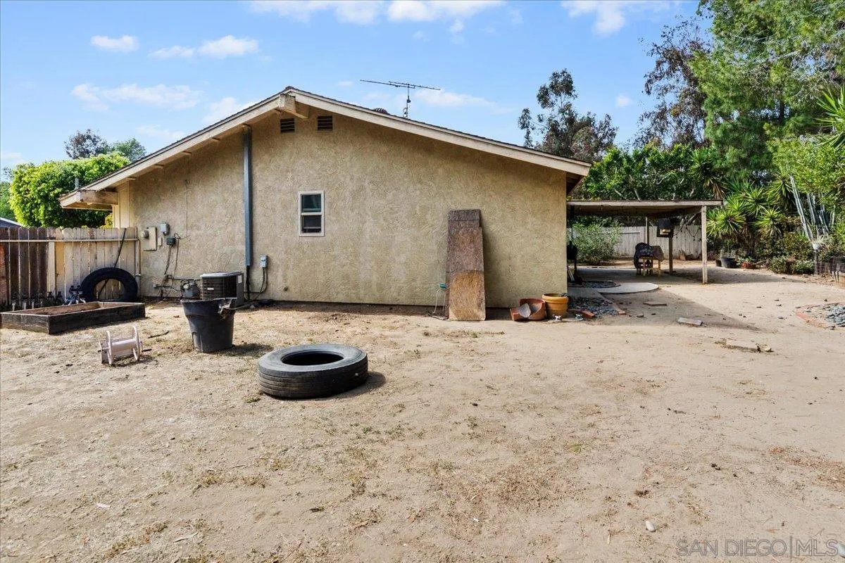 https://cdn.realtyfeed.com/cdn/127/260012240/d4cdb8e024d006c1371ccd472c69067b.webp