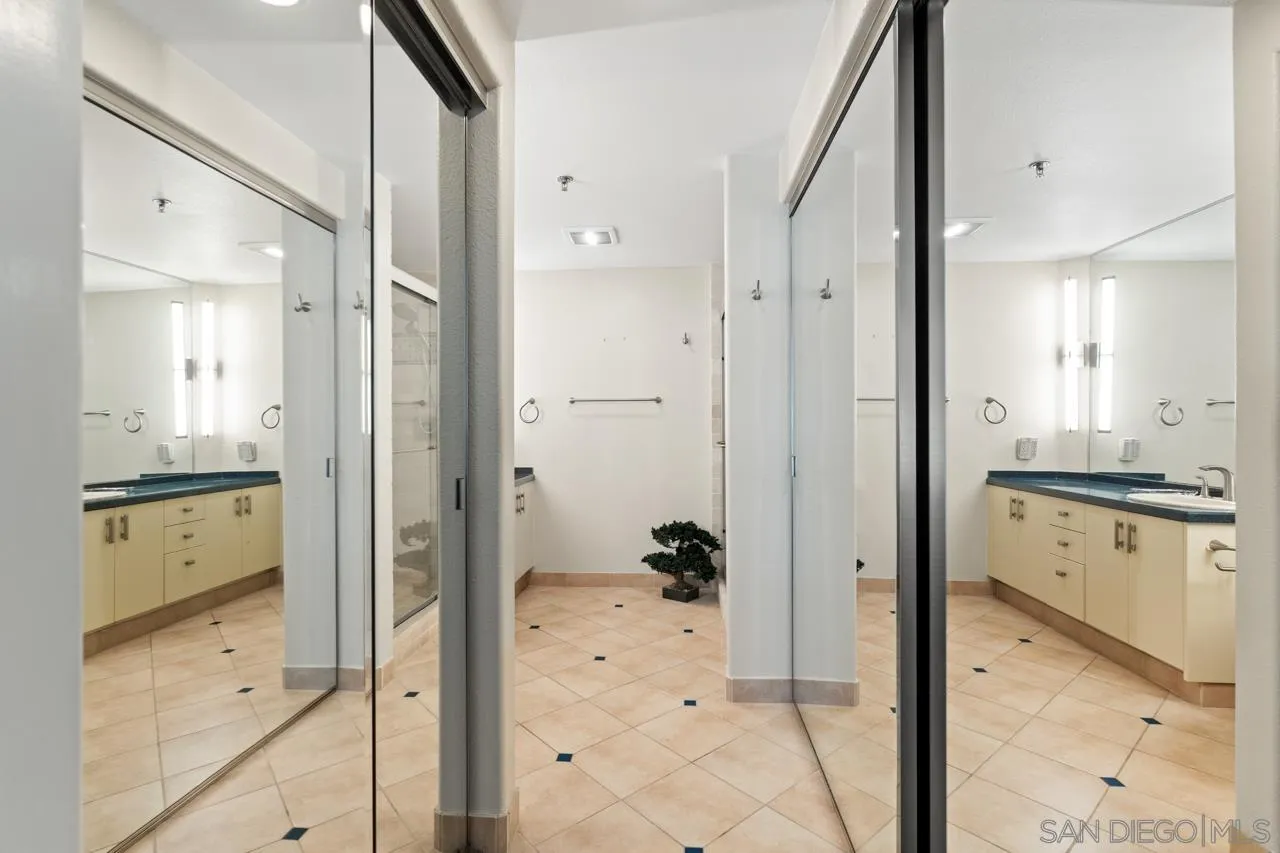 Photo #13: 260012243 Listing: Photo #13