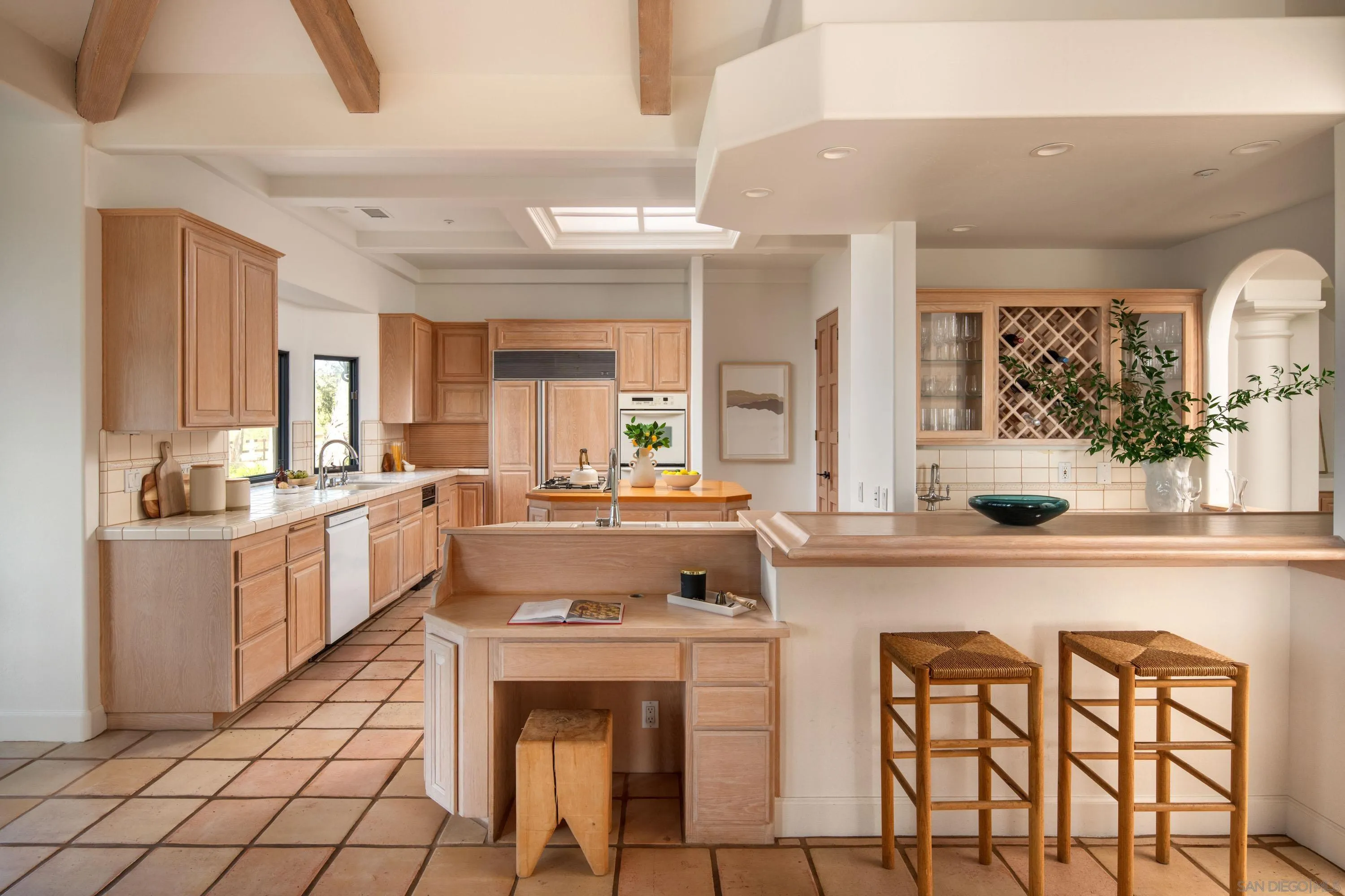 https://cdn.realtyfeed.com/cdn/127/260012244/be5d9d900bccfe7236ddcb8e2d681835.webp