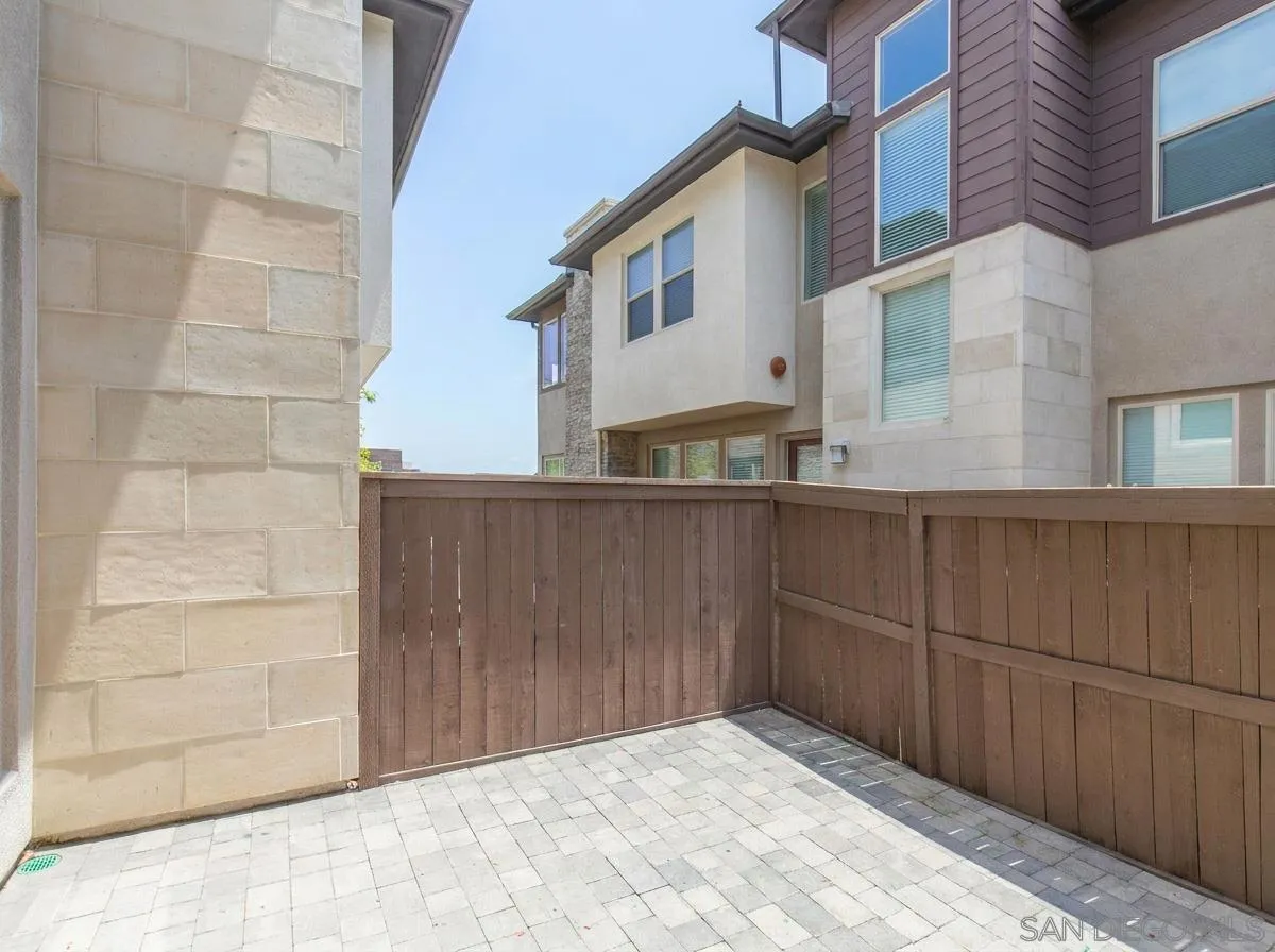 Photo #12: 260012246 Listing: Photo #12