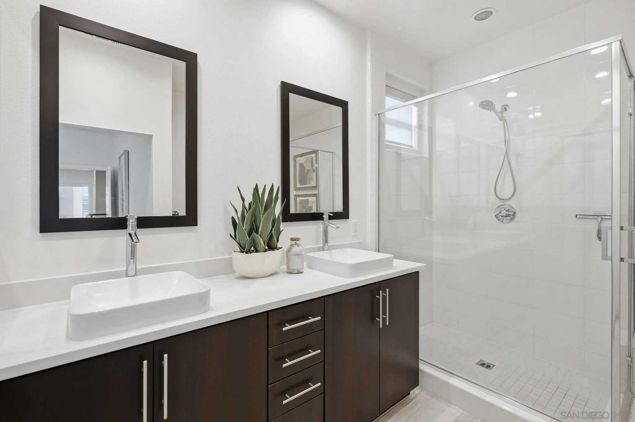 Photo #17: 260012246 Listing: Photo #17
