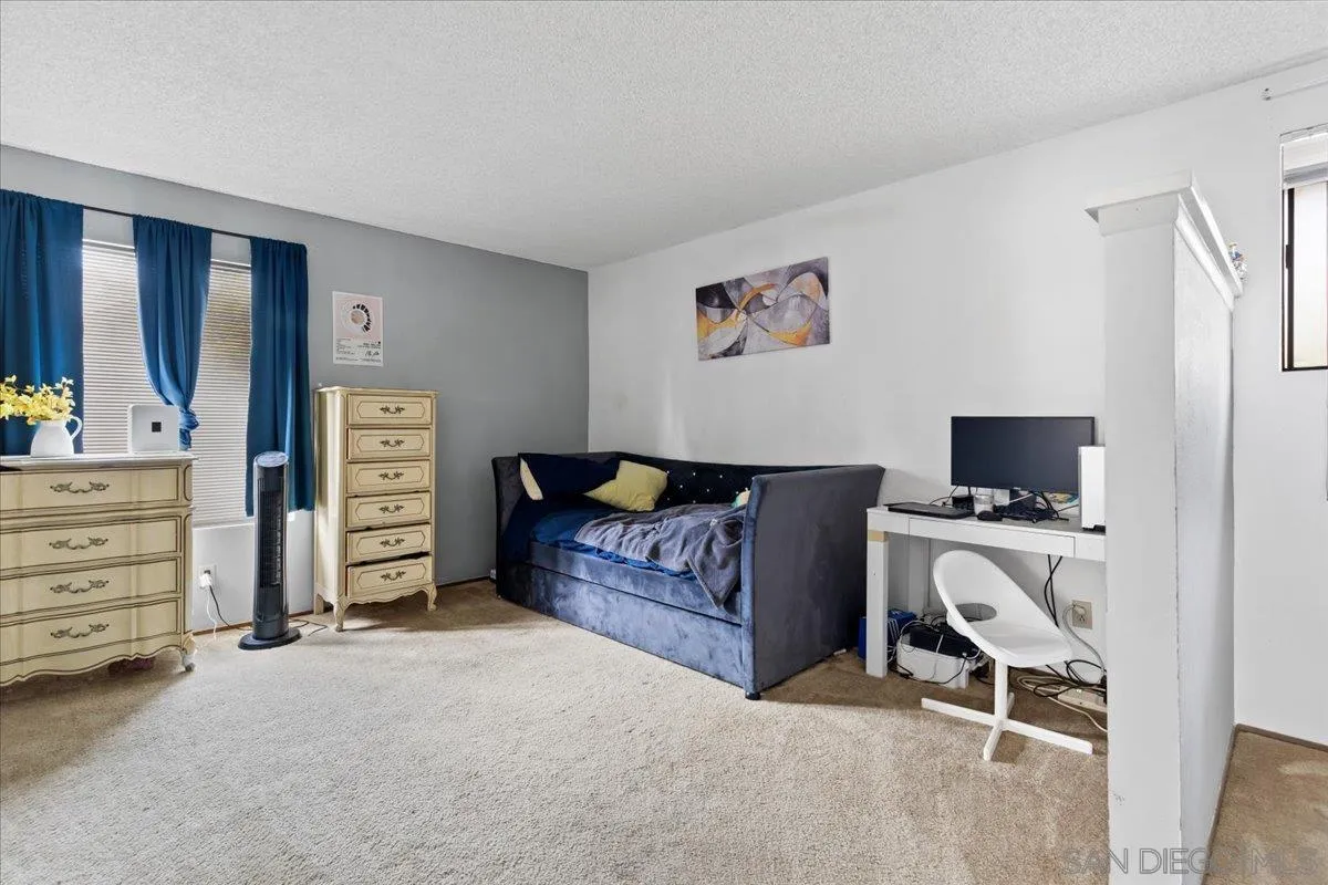 https://cdn.realtyfeed.com/cdn/127/260012248/0ccf4f4733769cd59b9a36efd6d84ba0.webp