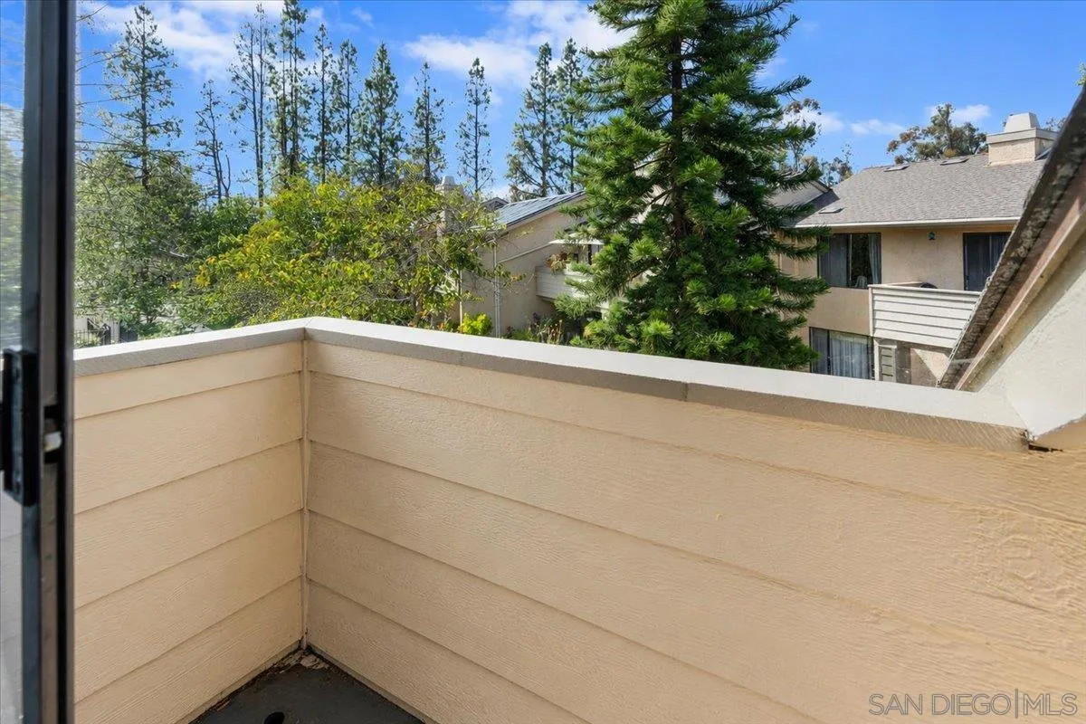 https://cdn.realtyfeed.com/cdn/127/260012248/27ca61fbd5b85dbfff6497e8120e118c.webp