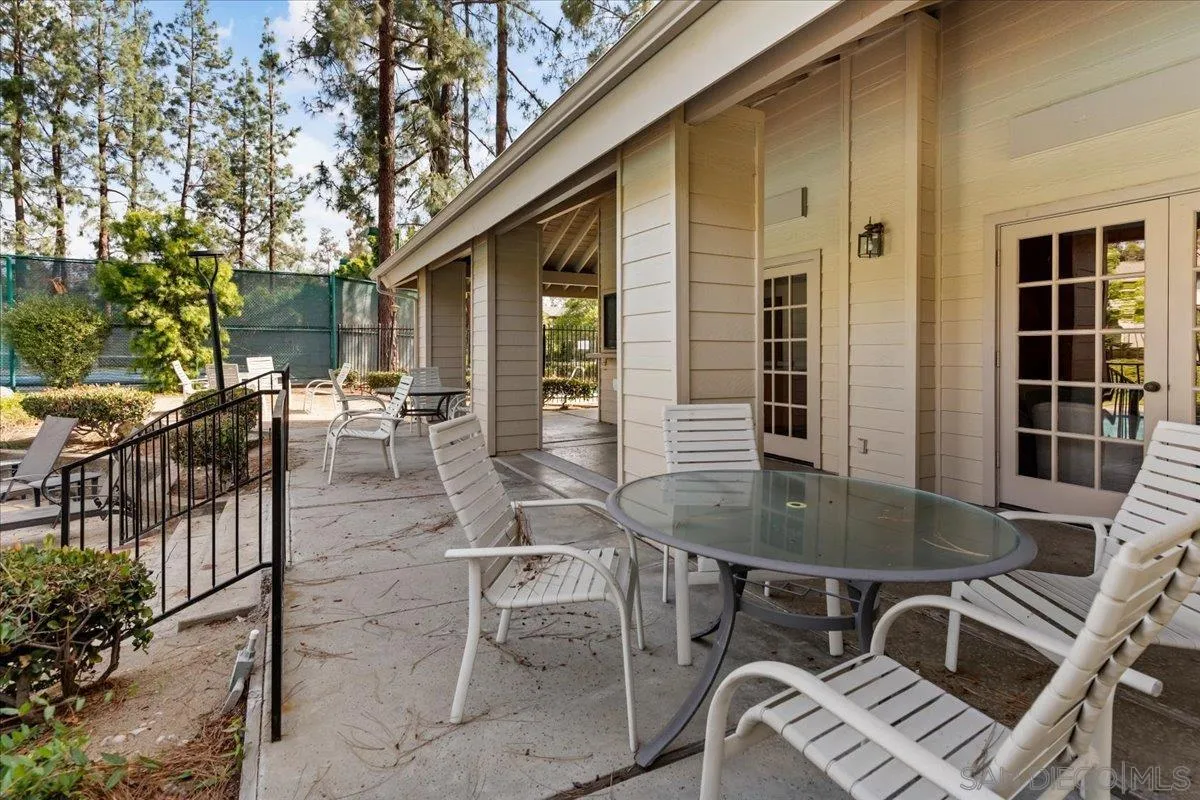 https://cdn.realtyfeed.com/cdn/127/260012248/6c12c5dcea4bdb16bbab67086df8e709.webp