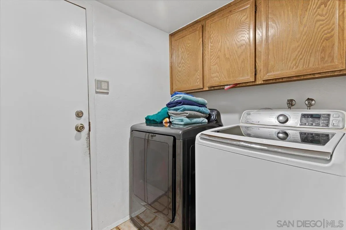 https://cdn.realtyfeed.com/cdn/127/260012248/97b3bade84399322c79a80ccdf660881.webp