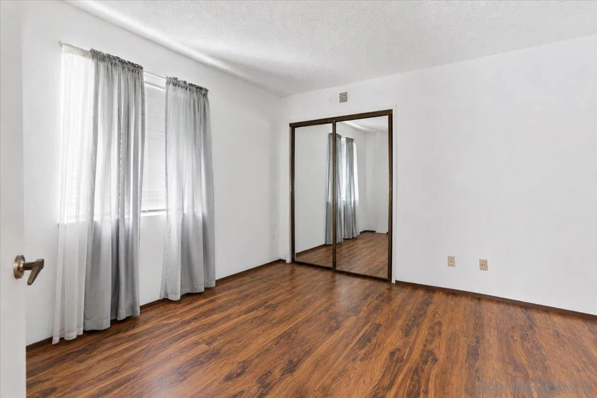 https://cdn.realtyfeed.com/cdn/127/260012248/d6d24818da77bdde0e54b2b131df2fa5.webp