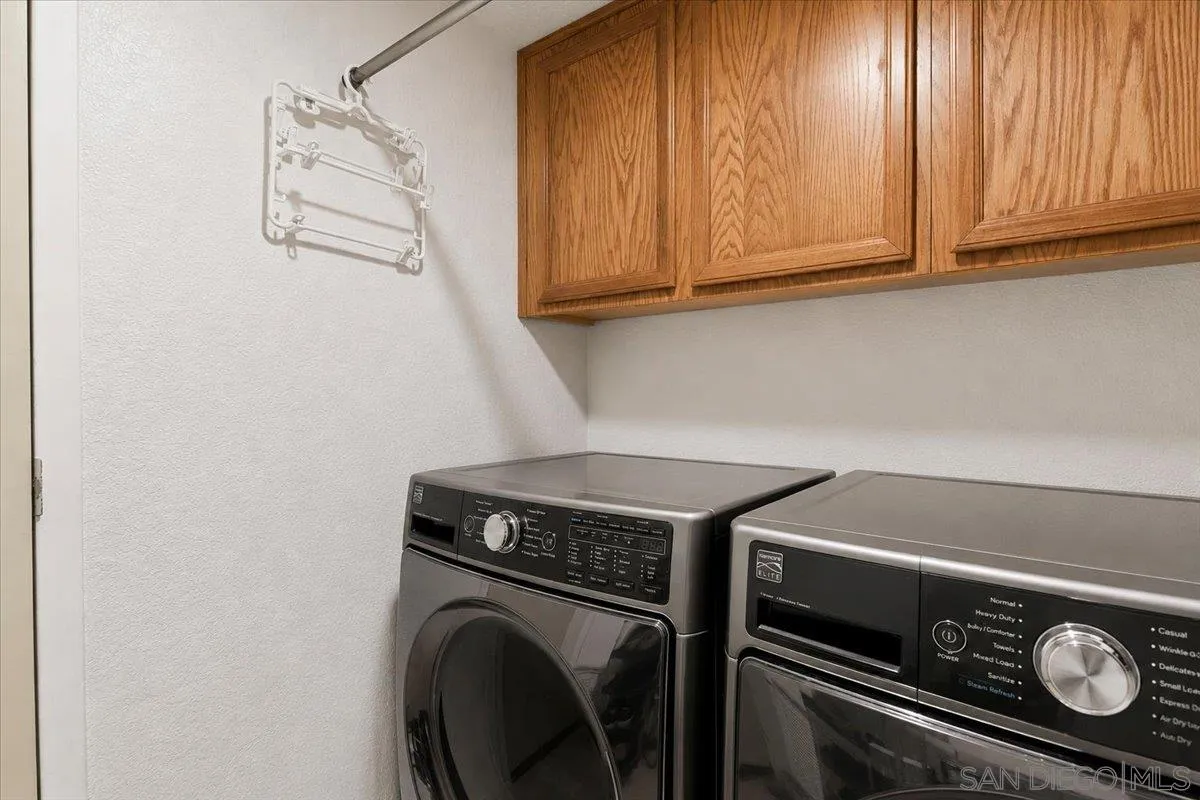 https://cdn.realtyfeed.com/cdn/127/260012250/040d06c68ae9f0d8502b9df64b001598.webp