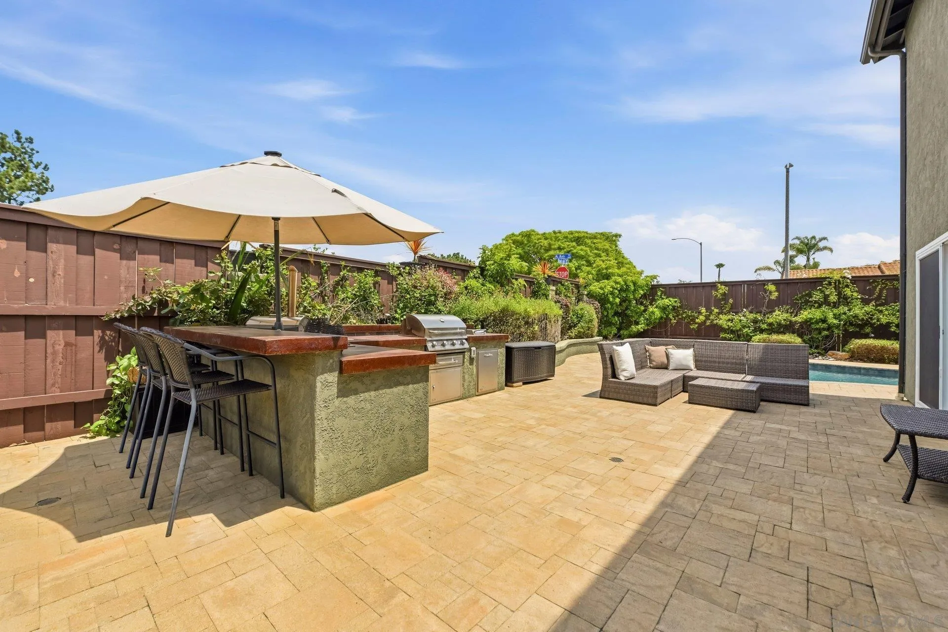 https://cdn.realtyfeed.com/cdn/127/260012256/7dc429d5f406bc1280f0c54ee72f4151.webp