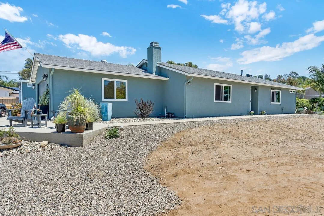 https://cdn.realtyfeed.com/cdn/127/260012258/0baad8903c14cbc3e257d8f96f6e4736.webp