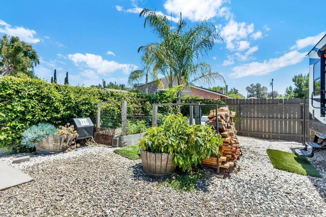 https://cdn.realtyfeed.com/cdn/127/260012258/af2ca36d057af8cca51eb442124aa825.webp
