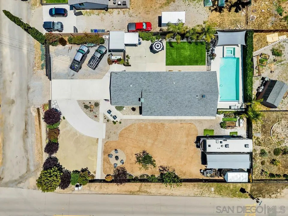 https://cdn.realtyfeed.com/cdn/127/260012258/f4fbc960eb0fbb0ce11a63e4513f8e8d.webp