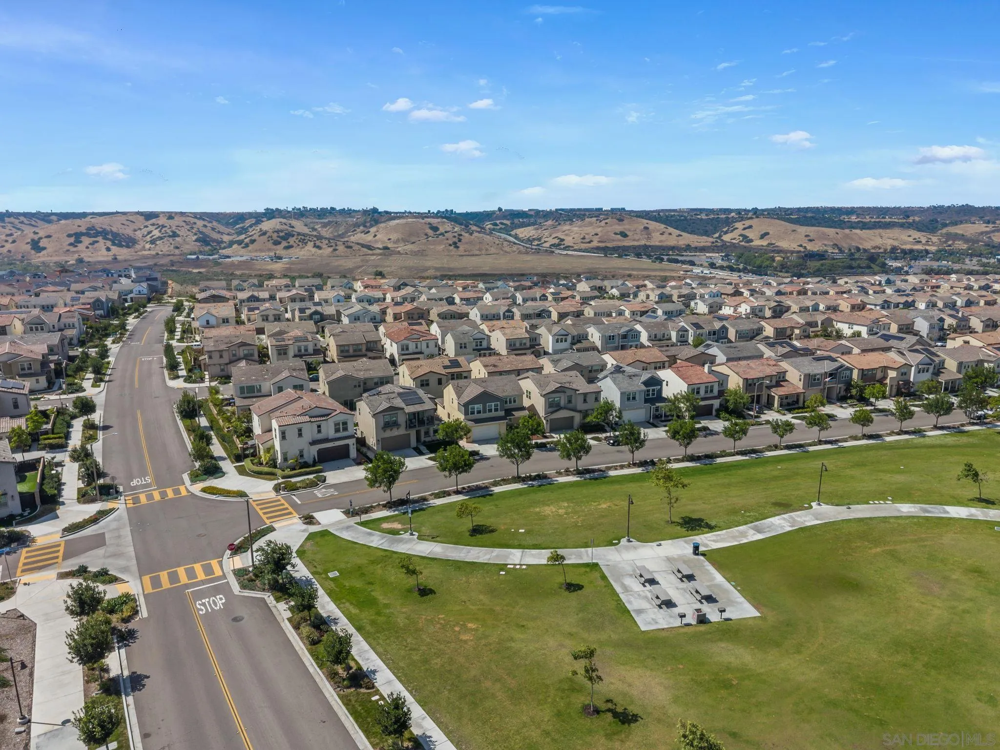 https://cdn.realtyfeed.com/cdn/127/260012261/53cc988a7eae1f257feeb14b7896411c.webp