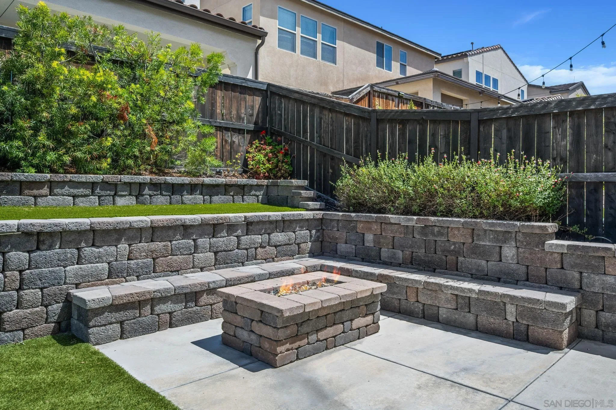 https://cdn.realtyfeed.com/cdn/127/260012261/731040445b556a60a103aa26b9a714af.webp