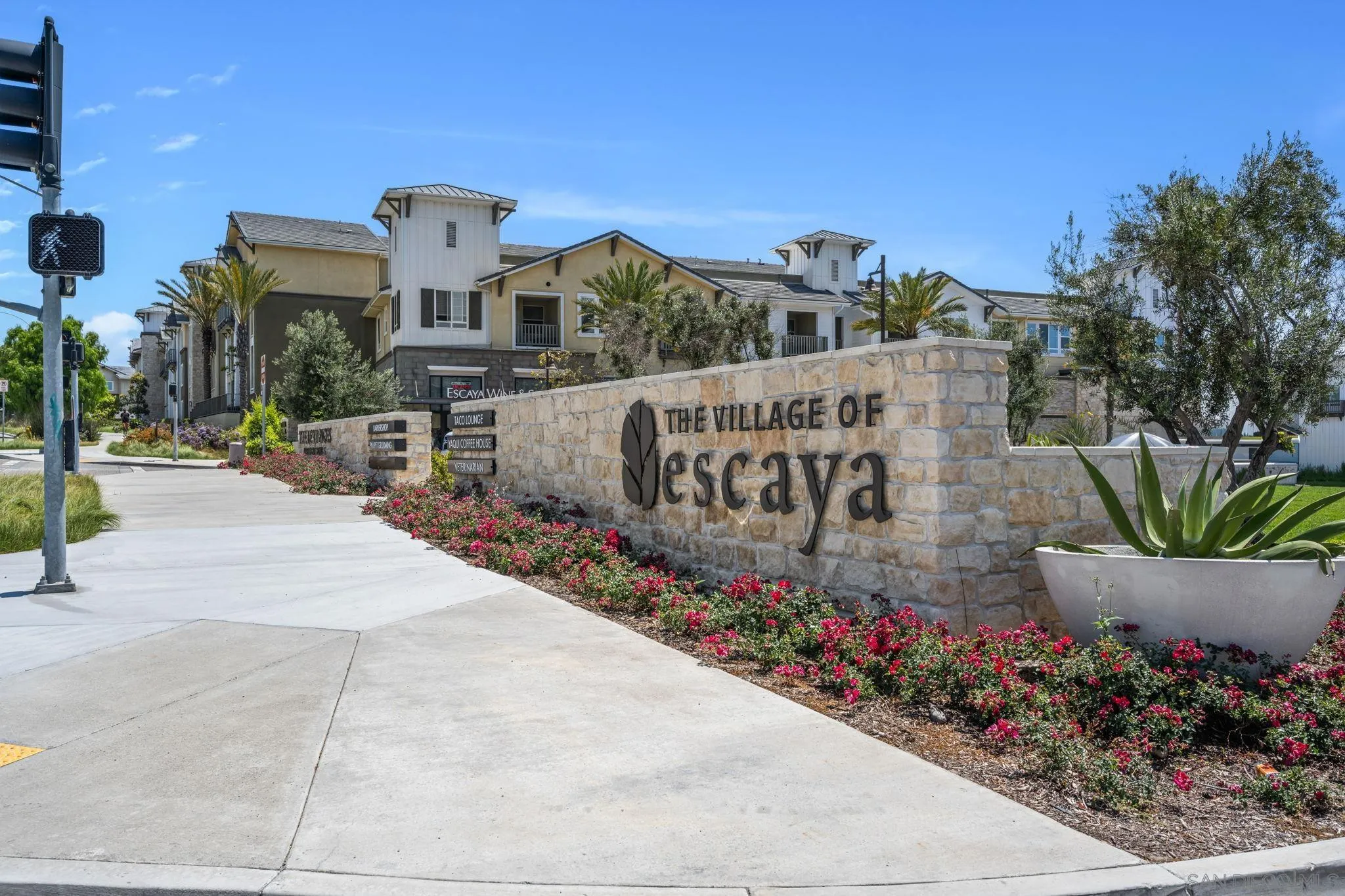 https://cdn.realtyfeed.com/cdn/127/260012261/a58ec23ac8c187f7dc5d48e5abfd8c2f.webp