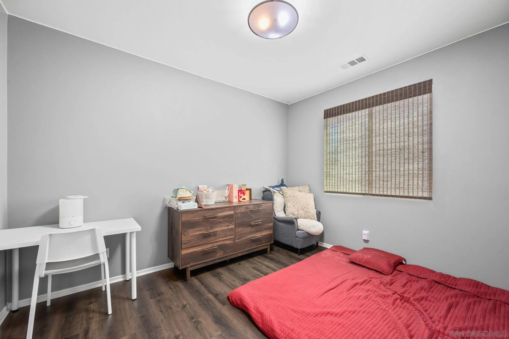 https://cdn.realtyfeed.com/cdn/127/260012261/d3f51f83c89a9db2acbf68720b328ad3.webp
