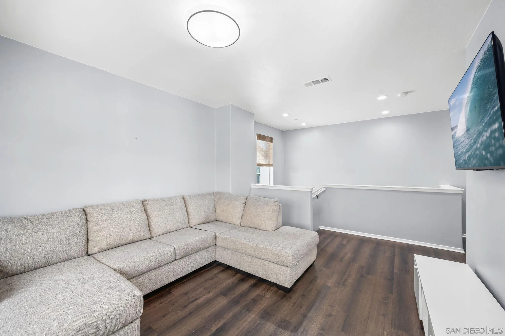 https://cdn.realtyfeed.com/cdn/127/260012261/f262995a0c25a0c34fd211c869d8b5be.webp
