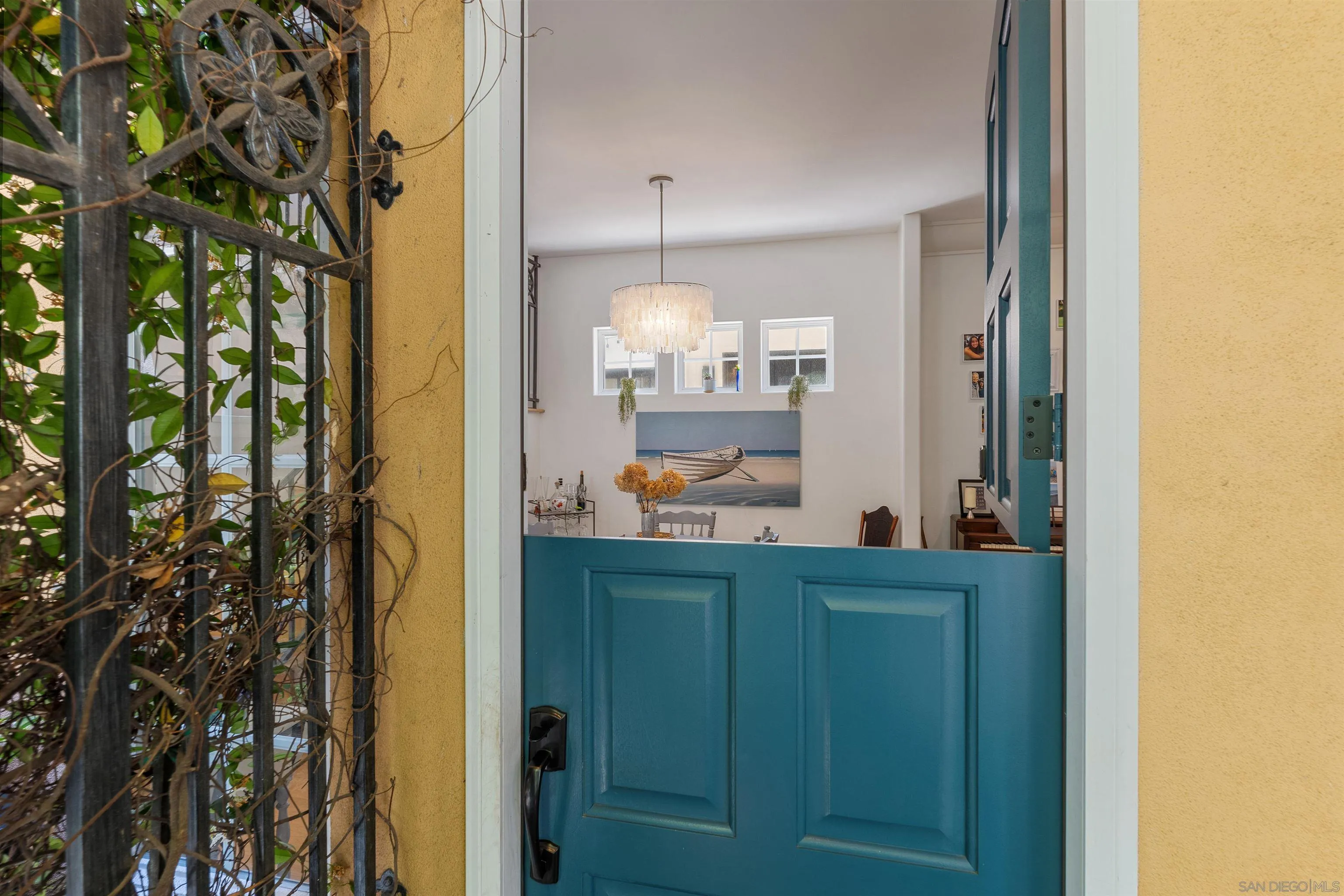 https://cdn.realtyfeed.com/cdn/127/260012262/12ae8e3e6e0beb6faec57fa20f716bb3.webp