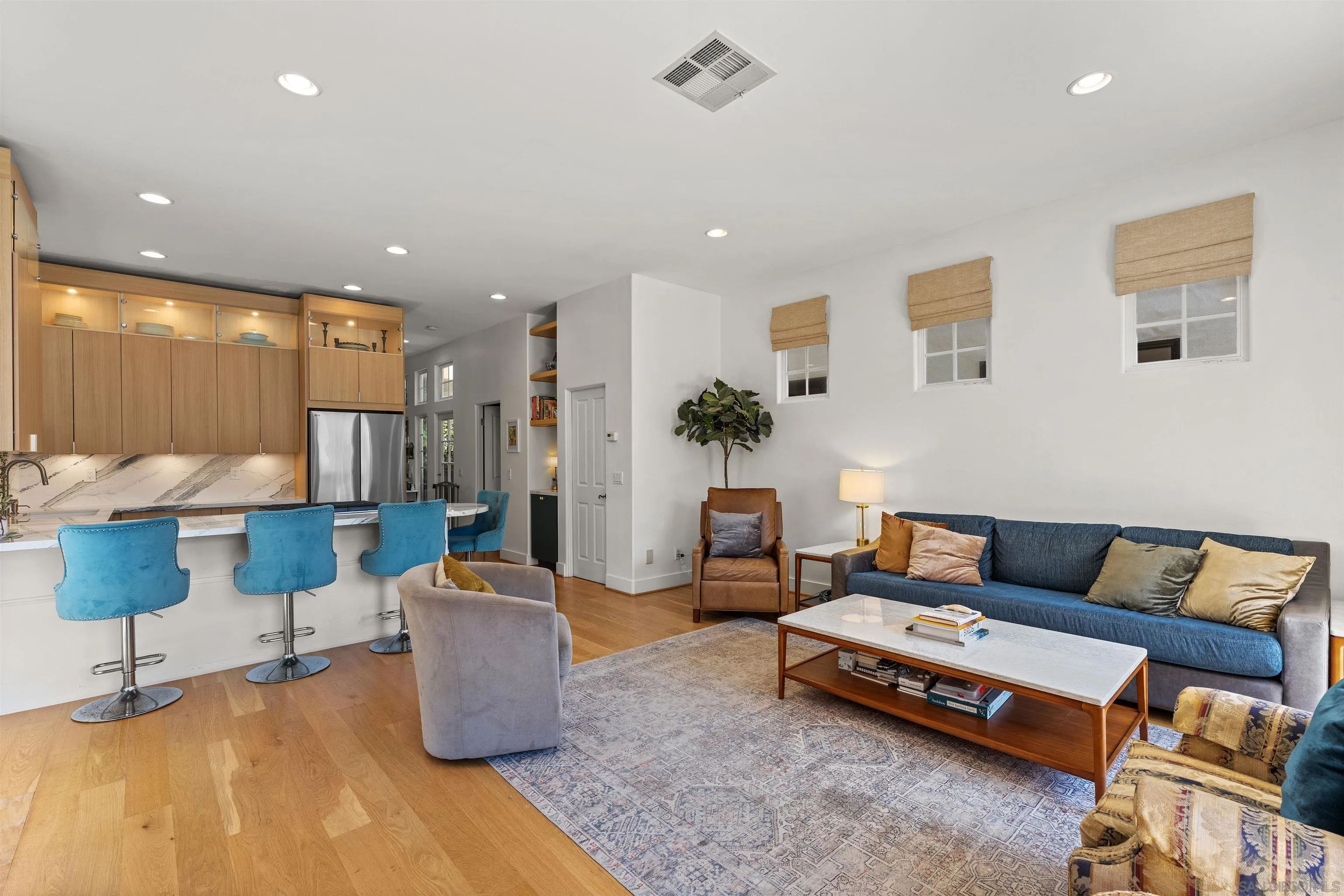 https://cdn.realtyfeed.com/cdn/127/260012262/626adb3c08fe986aa0527c26e9fdd833.webp