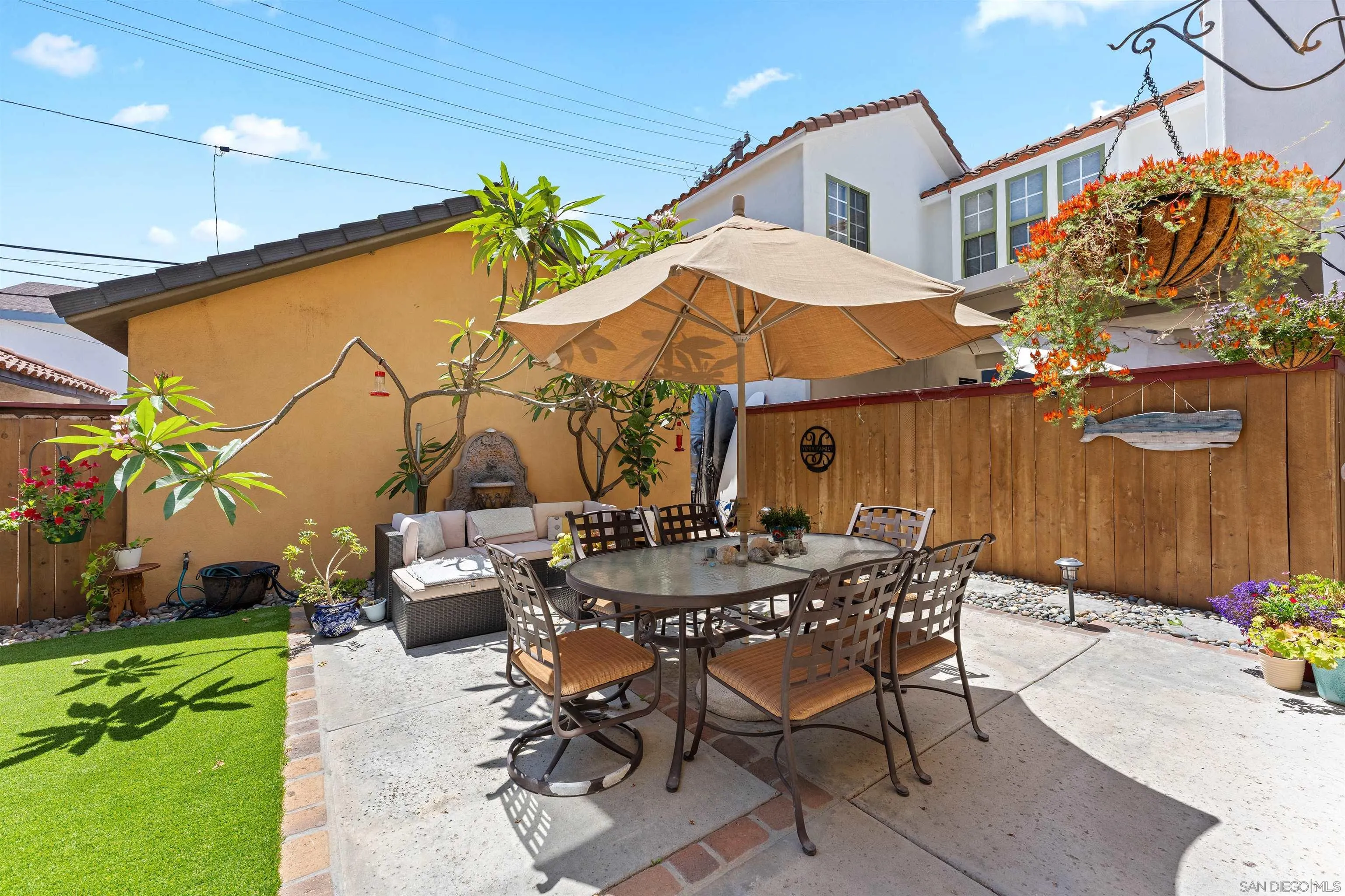 https://cdn.realtyfeed.com/cdn/127/260012262/d75902bb5f4ce340cbfa7d8cb0392313.webp