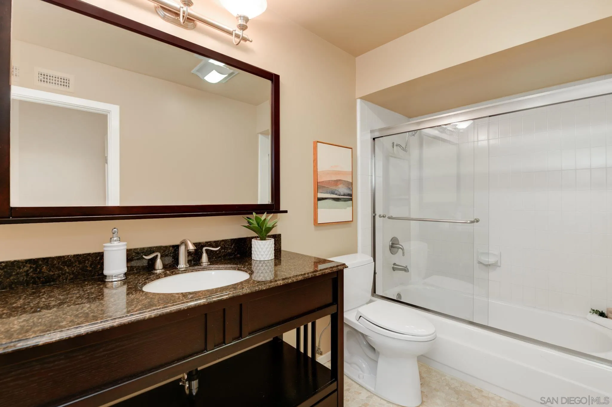 Photo #25: 260012265 Listing: Photo #25