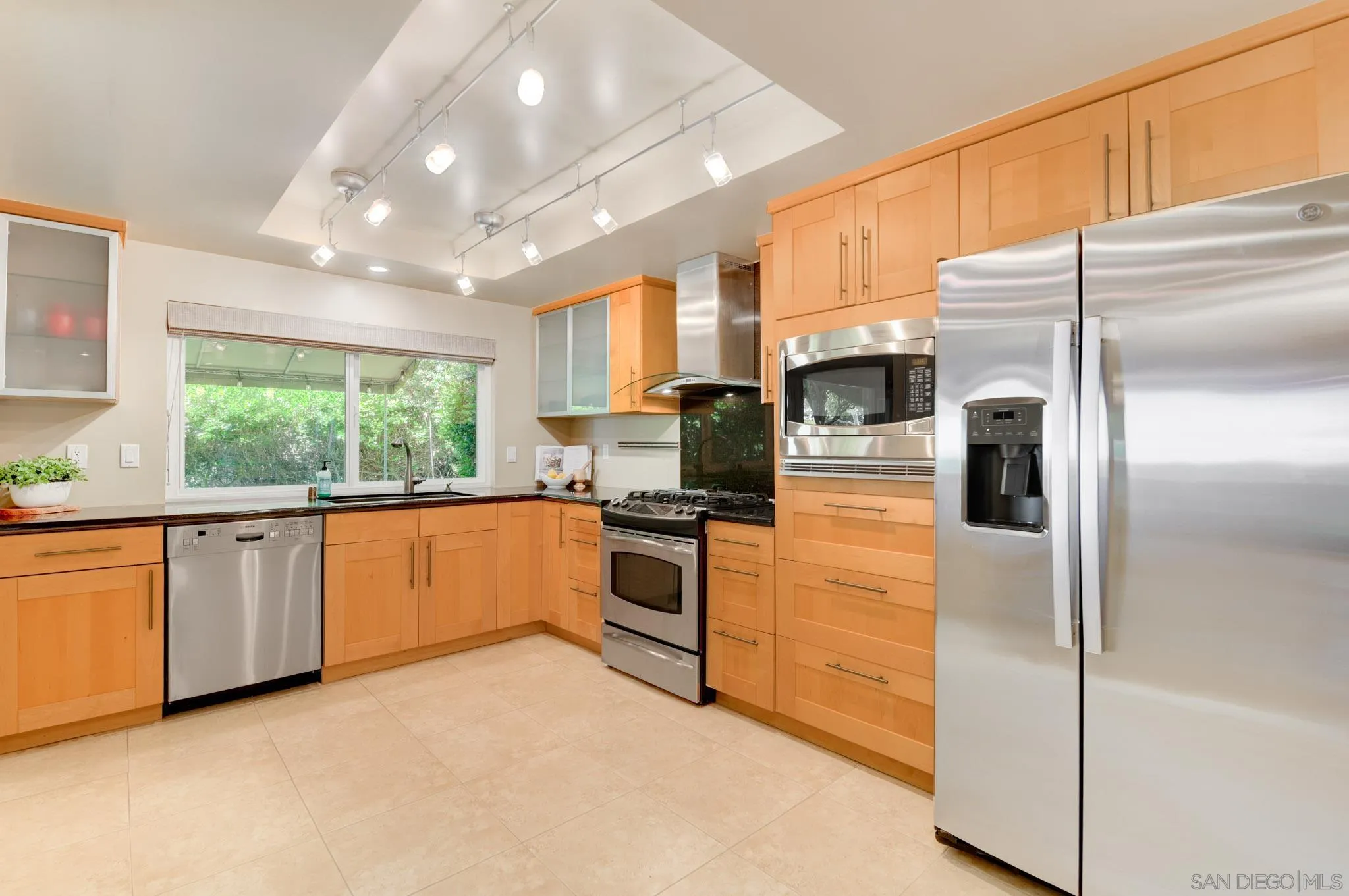 Photo #7: 260012265 Listing: Photo #7