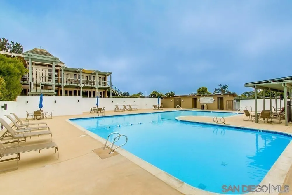 https://cdn.realtyfeed.com/cdn/127/260012265/c2a13bcdd89097a5e0df7a40bf44fa91.webp