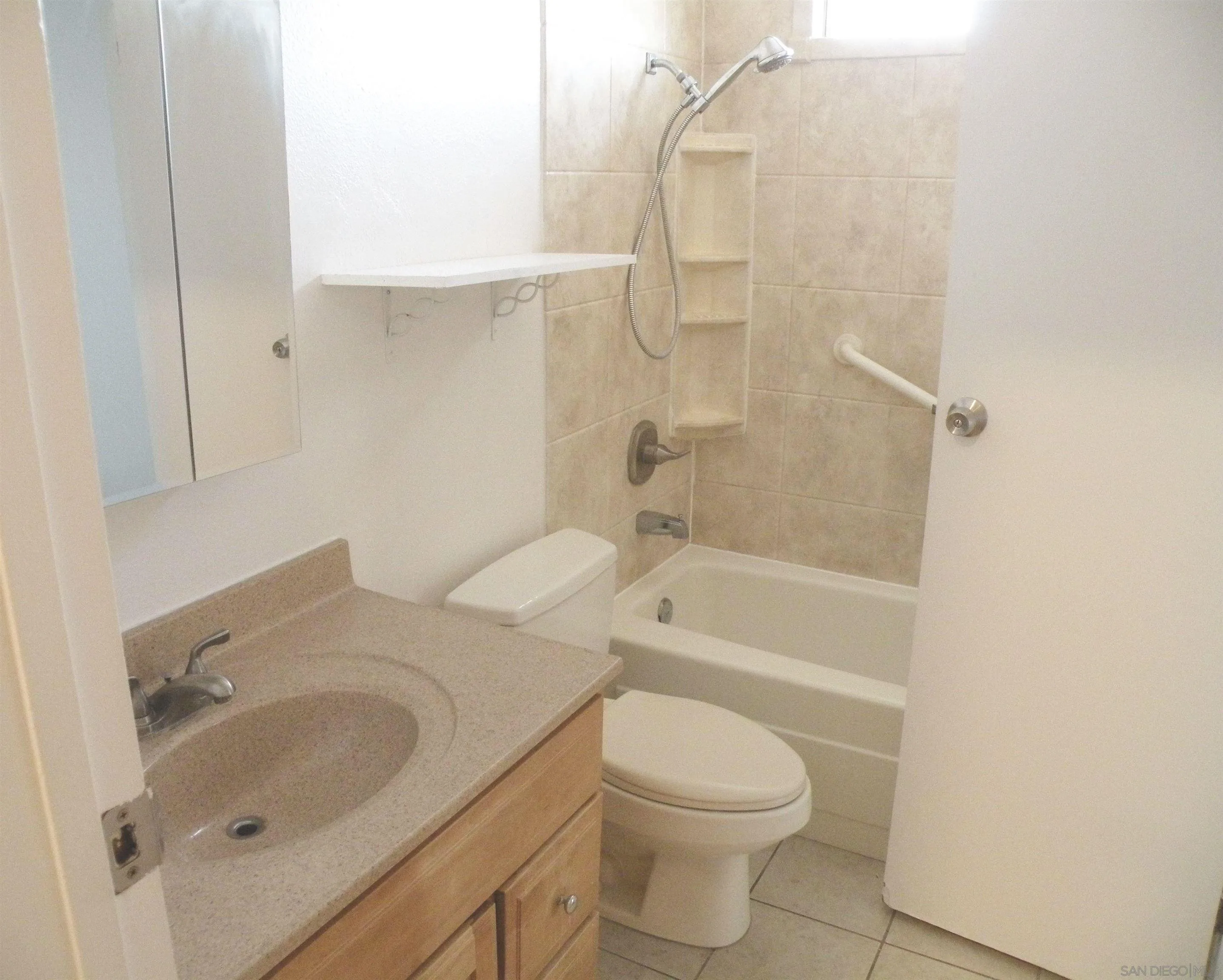 Photo #9: 260012271 Listing: Photo #9