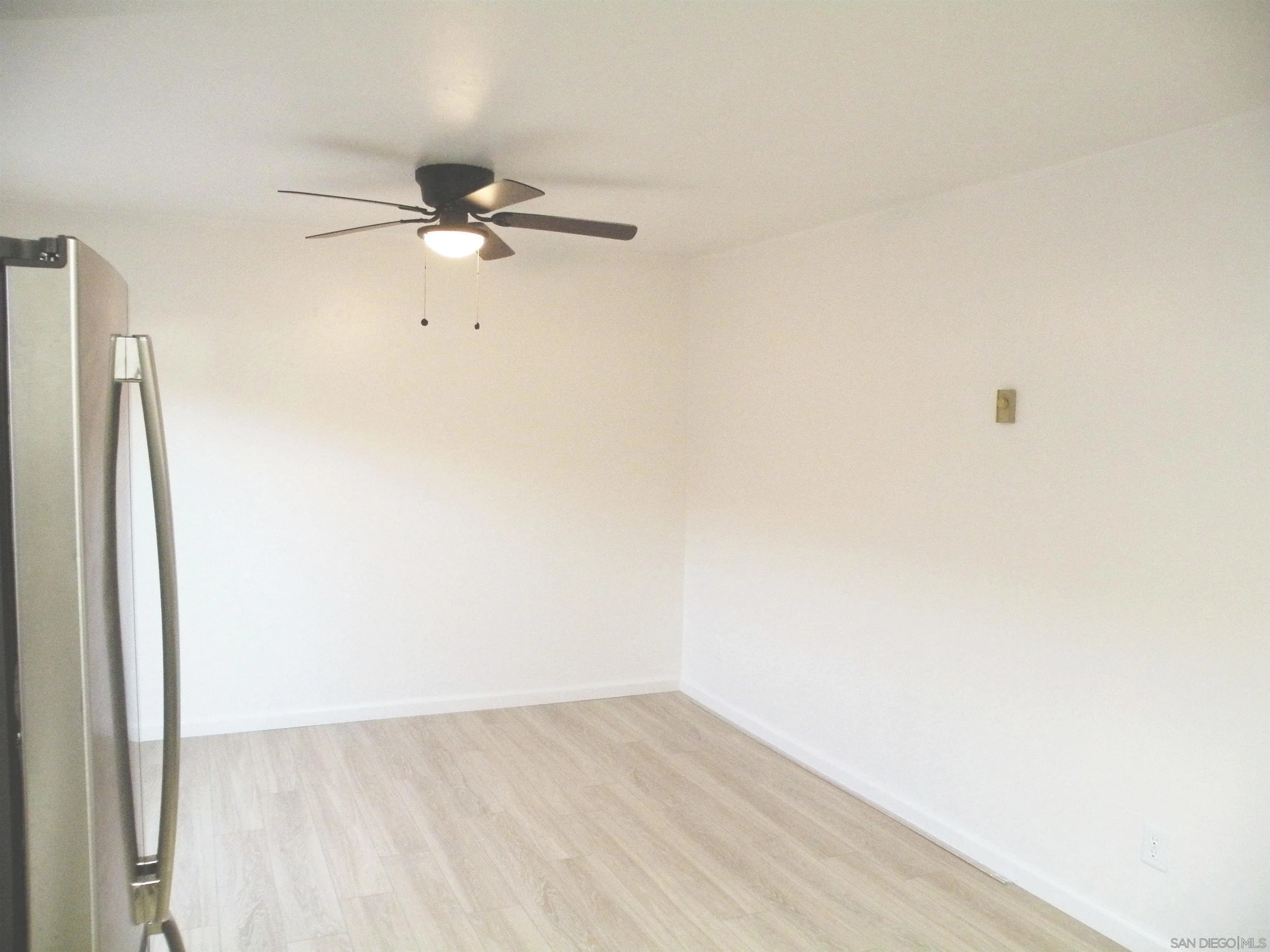 Photo #3: 260012271 Listing: Photo #3