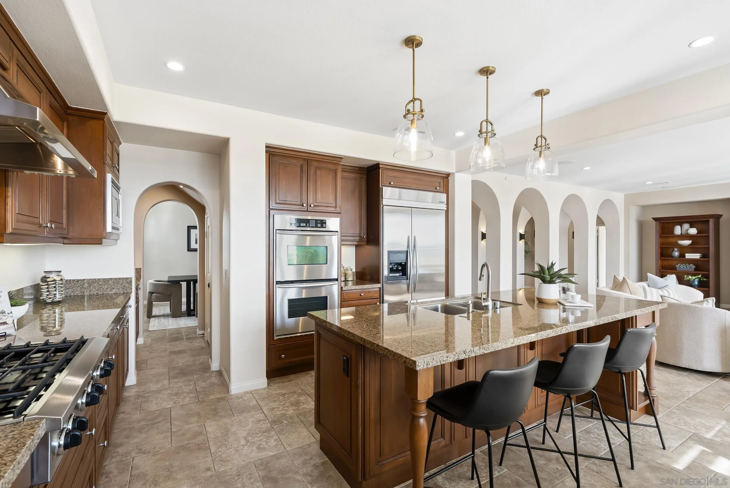 https://cdn.realtyfeed.com/cdn/127/260012273/2db8b70c0e1109c640c0b261509020b5.webp