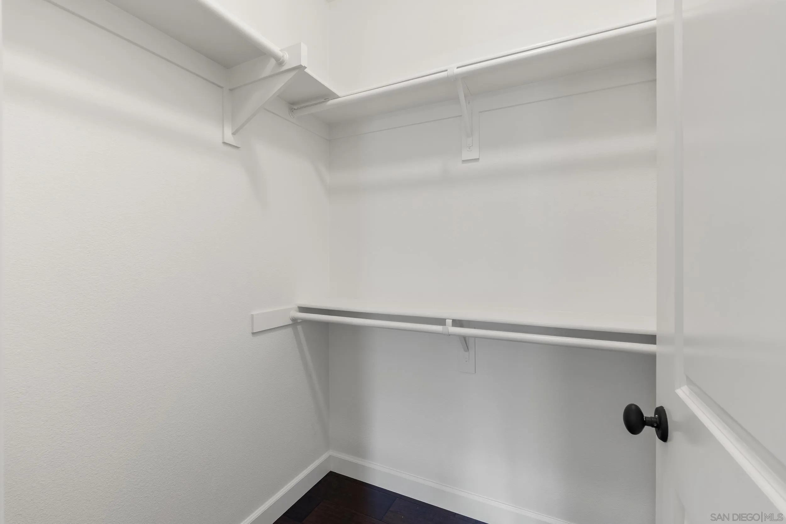 https://cdn.realtyfeed.com/cdn/127/260012273/8b5a9b5ba3a054705fcb358a7e20c197.webp