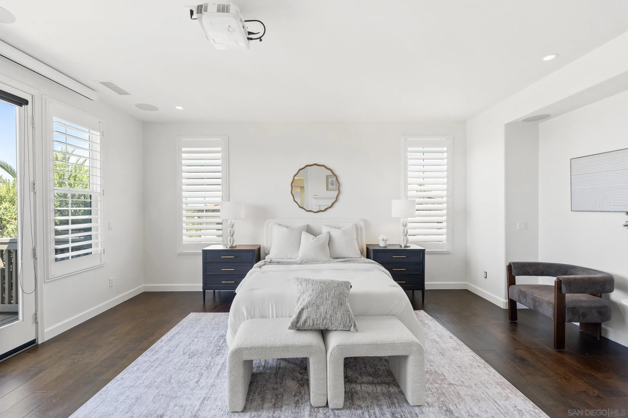 https://cdn.realtyfeed.com/cdn/127/260012273/a98942c1ef80c460d353fa1fb79ae0e2.webp