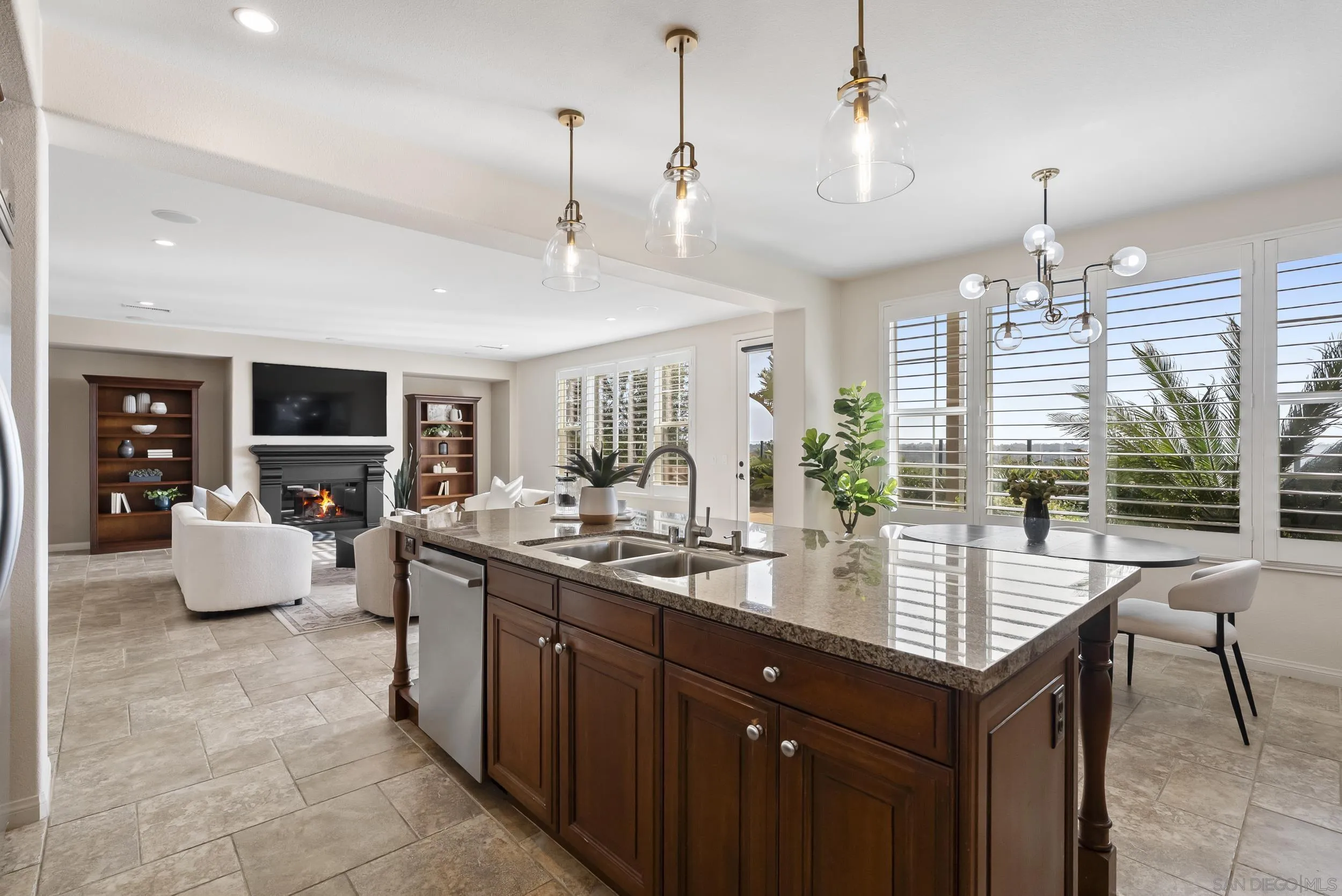 https://cdn.realtyfeed.com/cdn/127/260012273/ab4f4a97812f5b62180fddc273039136.webp