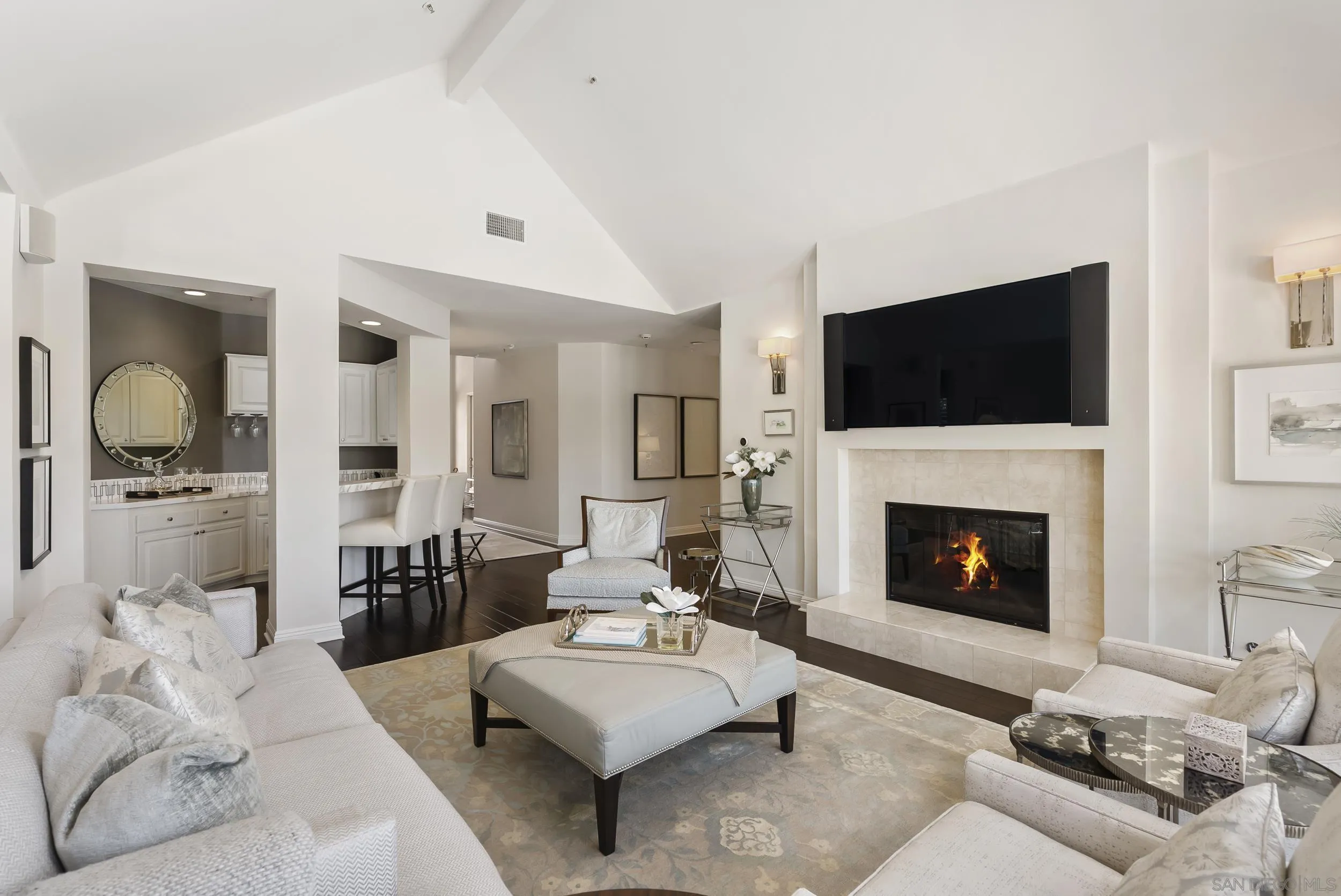 https://cdn.realtyfeed.com/cdn/127/260012284/6daee71b088a13d1f72b6b581c0385cb.webp