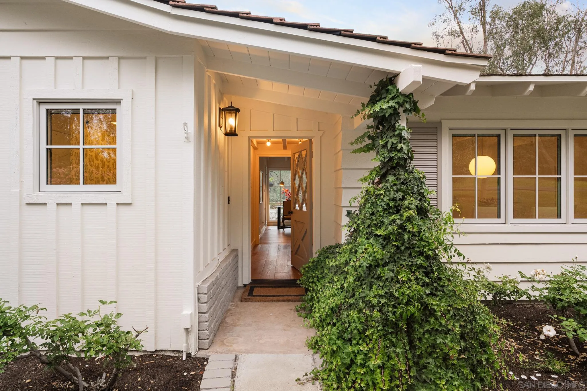 https://cdn.realtyfeed.com/cdn/127/260012288/506b689cd02c9dbeb2b7a7a9b3b4532c.webp