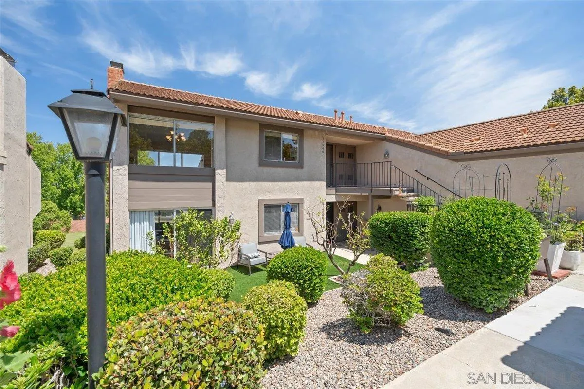 Photo #1: 260012289 Listing: Photo #1