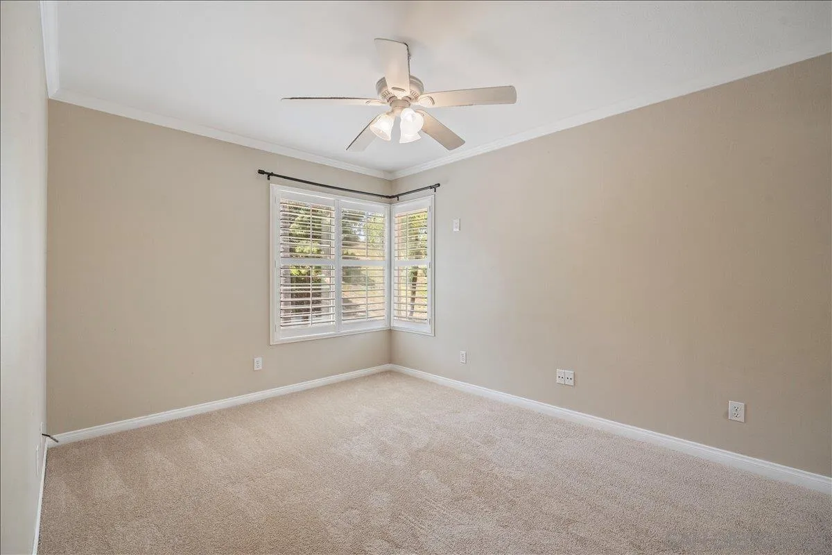 https://cdn.realtyfeed.com/cdn/127/260012290/69e67b8d0243e8b8b11f7f3f1a971a05.webp
