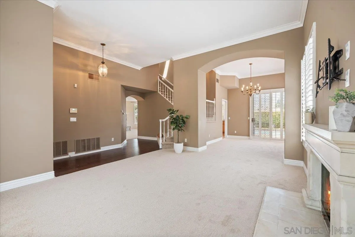https://cdn.realtyfeed.com/cdn/127/260012290/a3ae85adc7eea4975e08fffa6b6d476e.webp