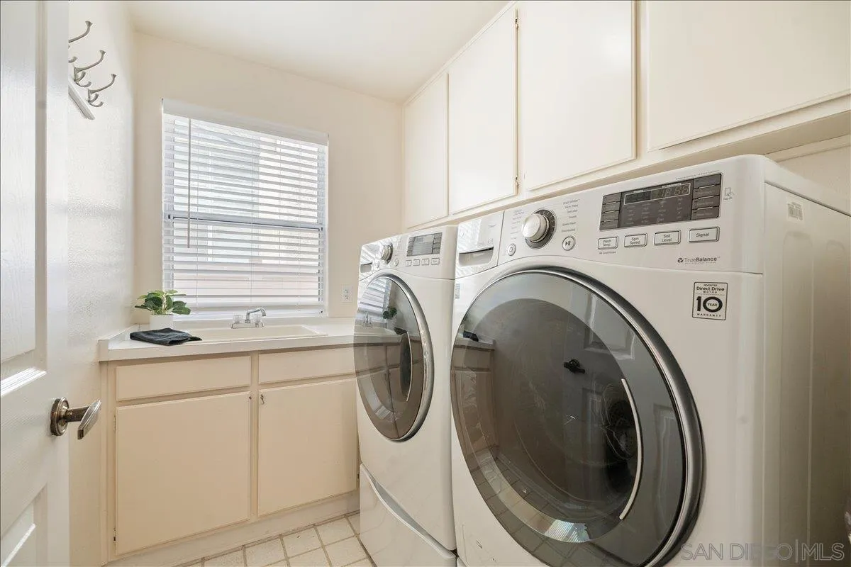 https://cdn.realtyfeed.com/cdn/127/260012290/ac6fd4de0e80ac2fa7fe289a3adec9df.webp