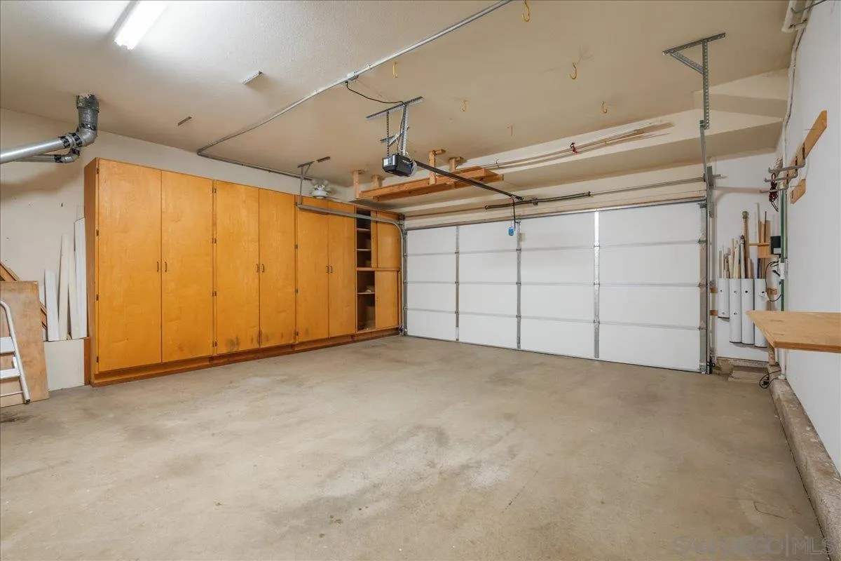 https://cdn.realtyfeed.com/cdn/127/260012290/e78adbc75e2f8cc5966161b4a6d40743.webp