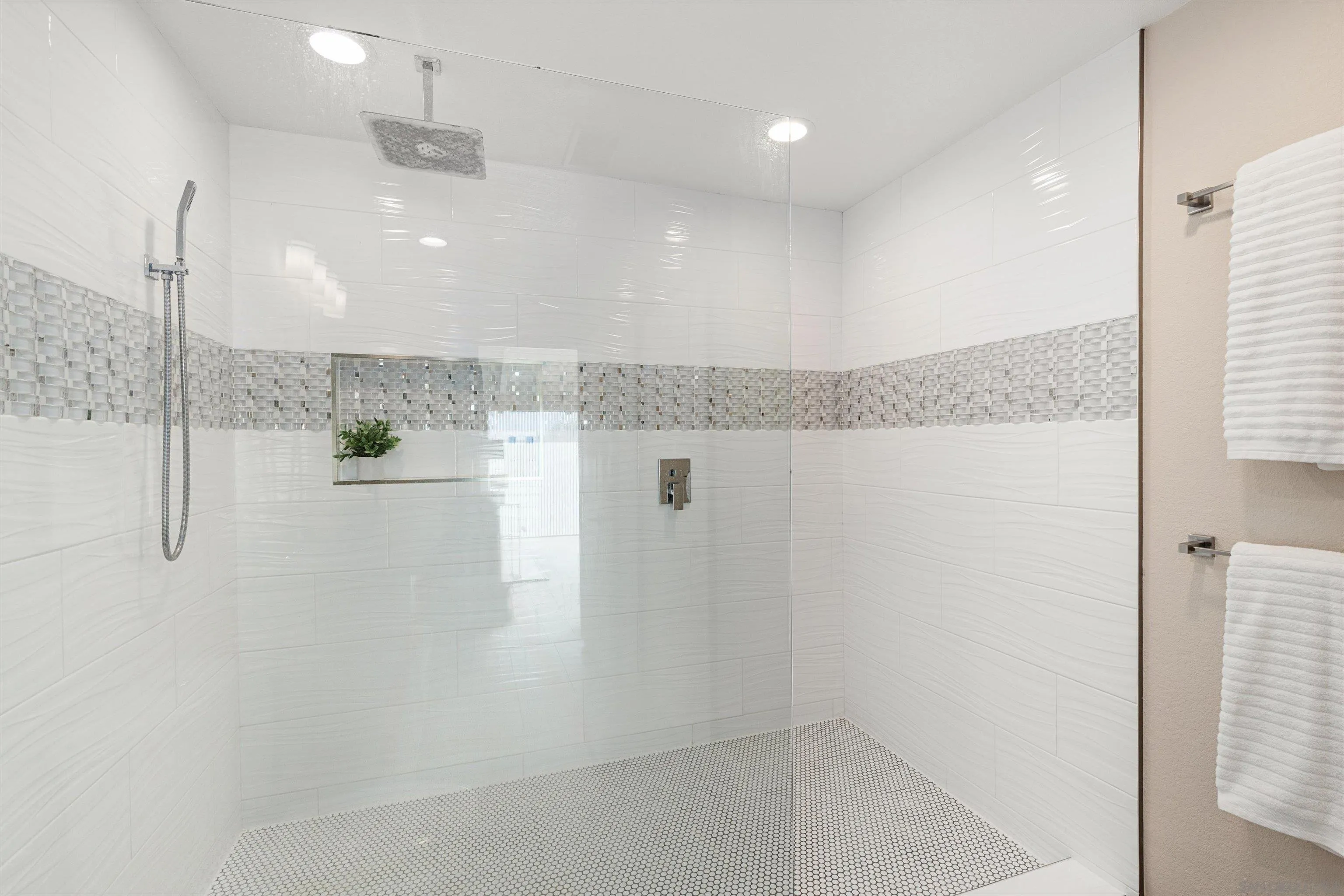 Photo #25: 260012292 Listing: Photo #25