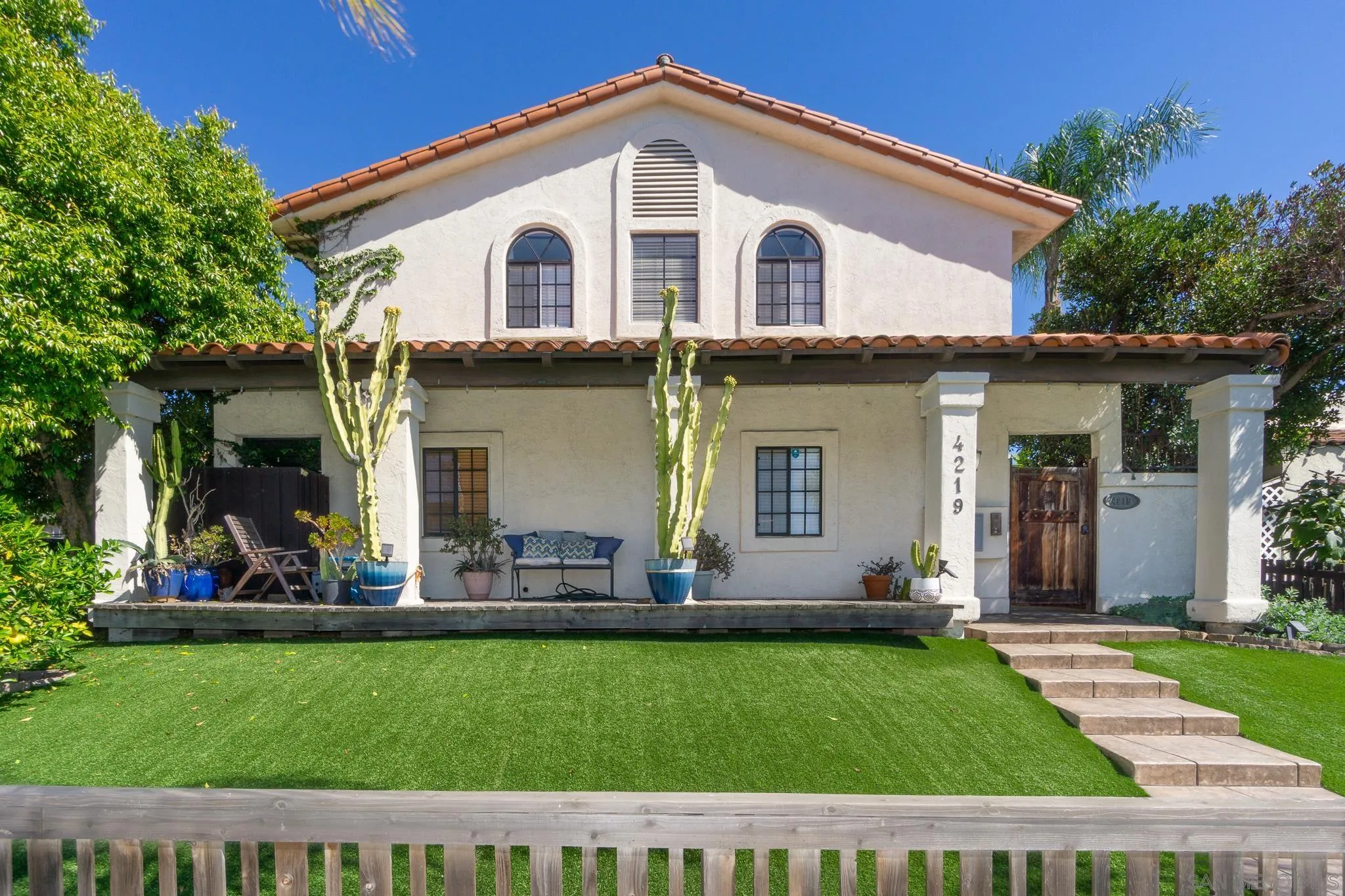 Photo #2: 260012293 Listing: Photo #2