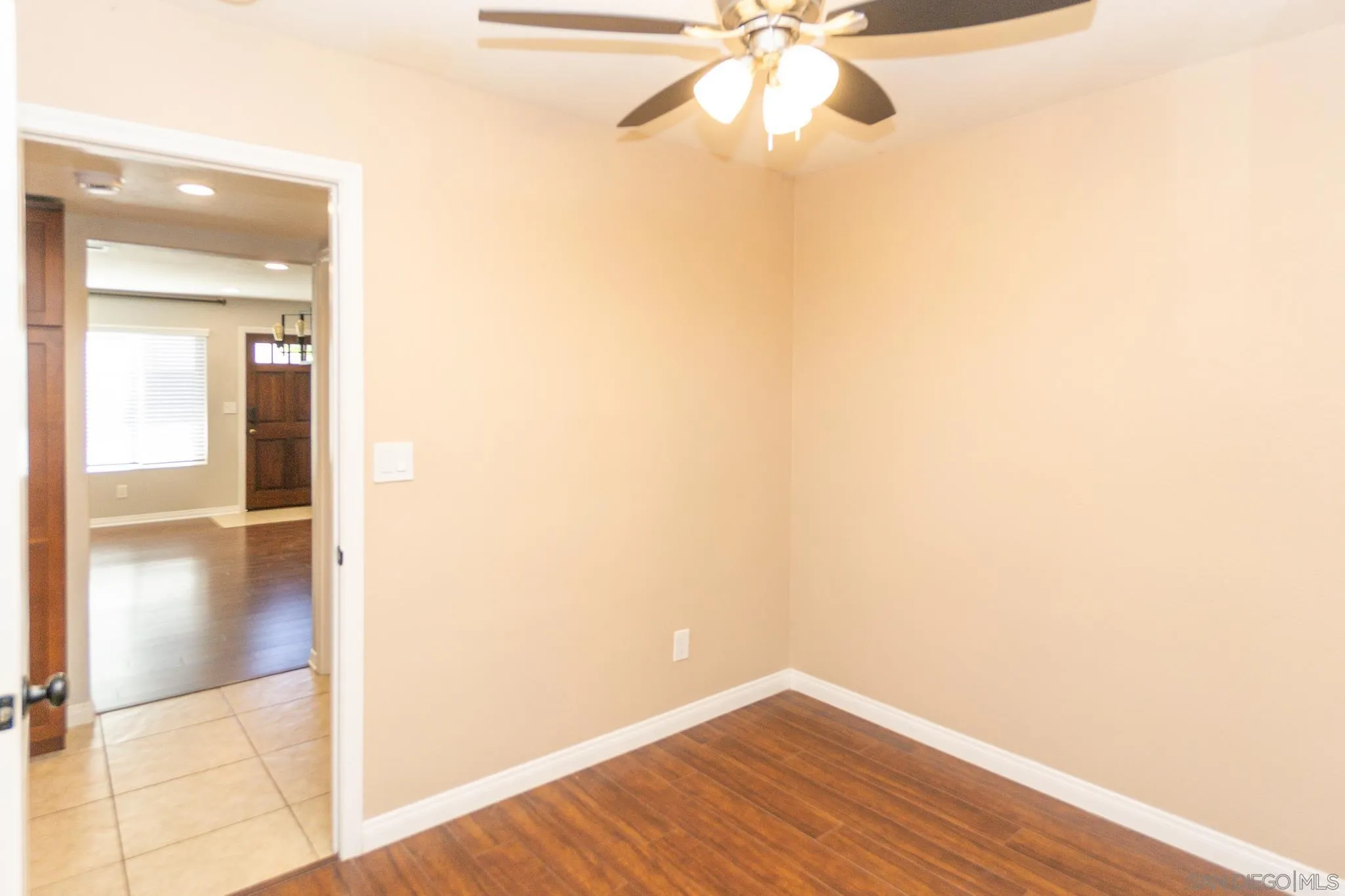 Photo #27: 260012293 Listing: Photo #27