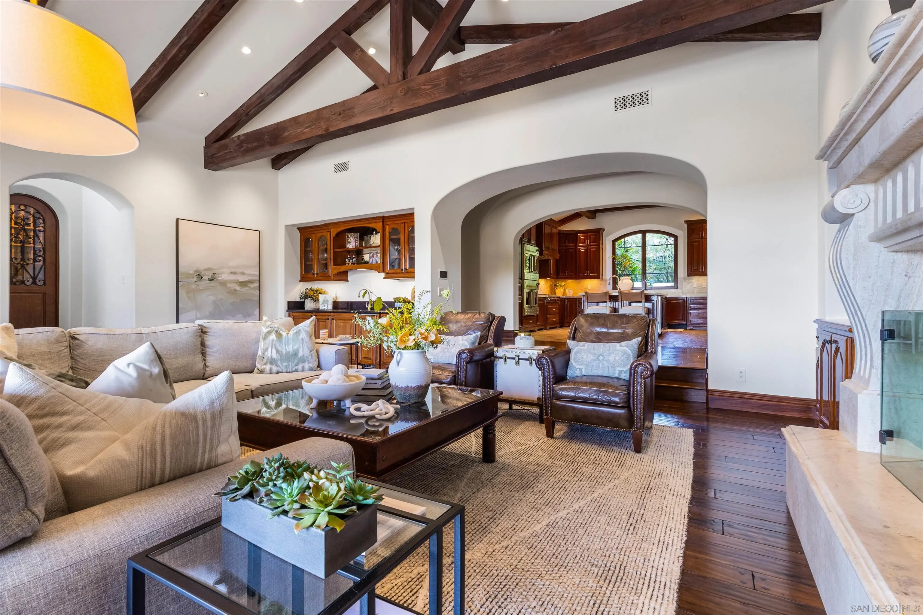 https://cdn.realtyfeed.com/cdn/127/260012295/51b2b6a0ebbe2b3ccc20db5e9164b399.webp