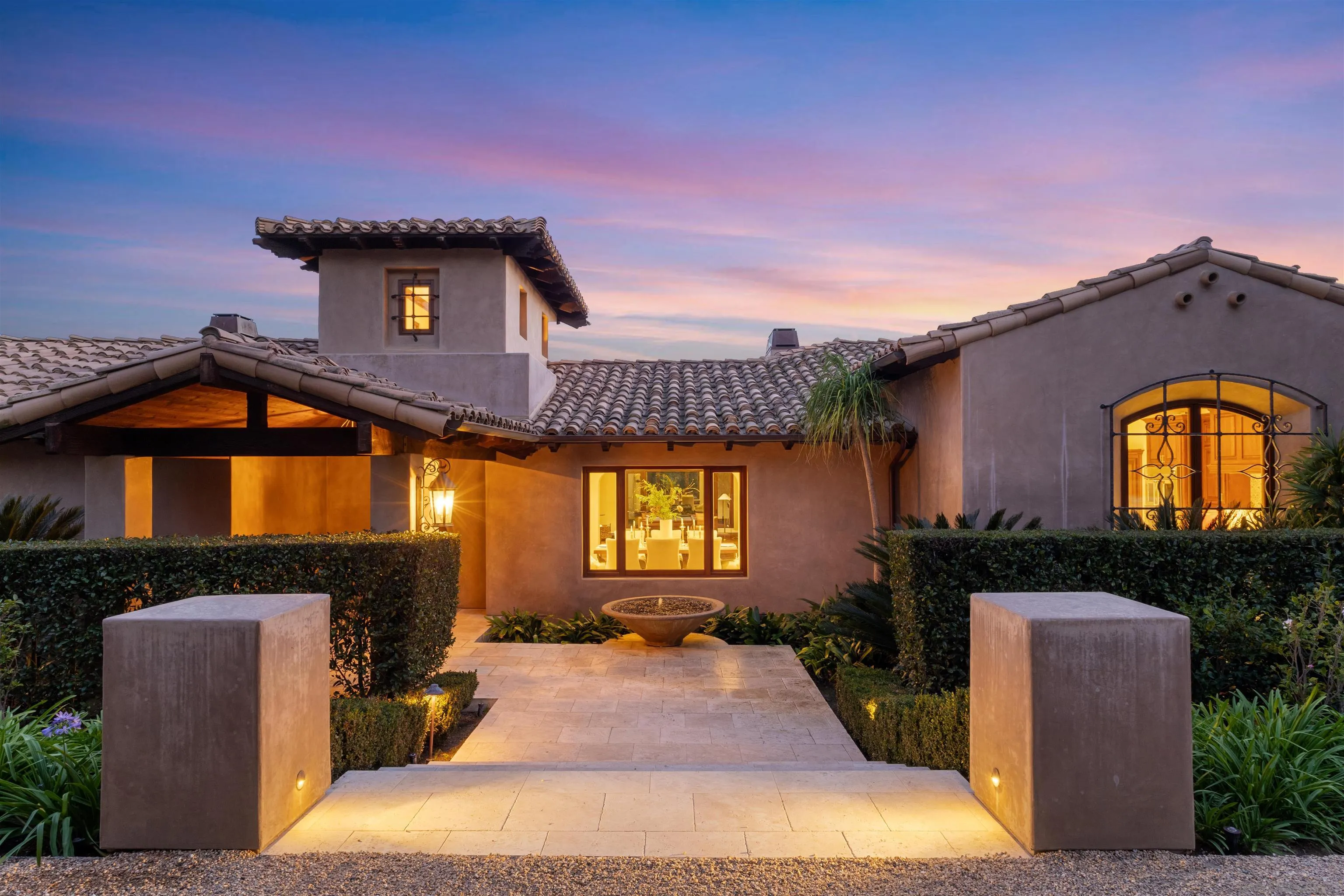 https://cdn.realtyfeed.com/cdn/127/260012295/7fef9a850d4ae2ed0bc7a39791230fbd.webp