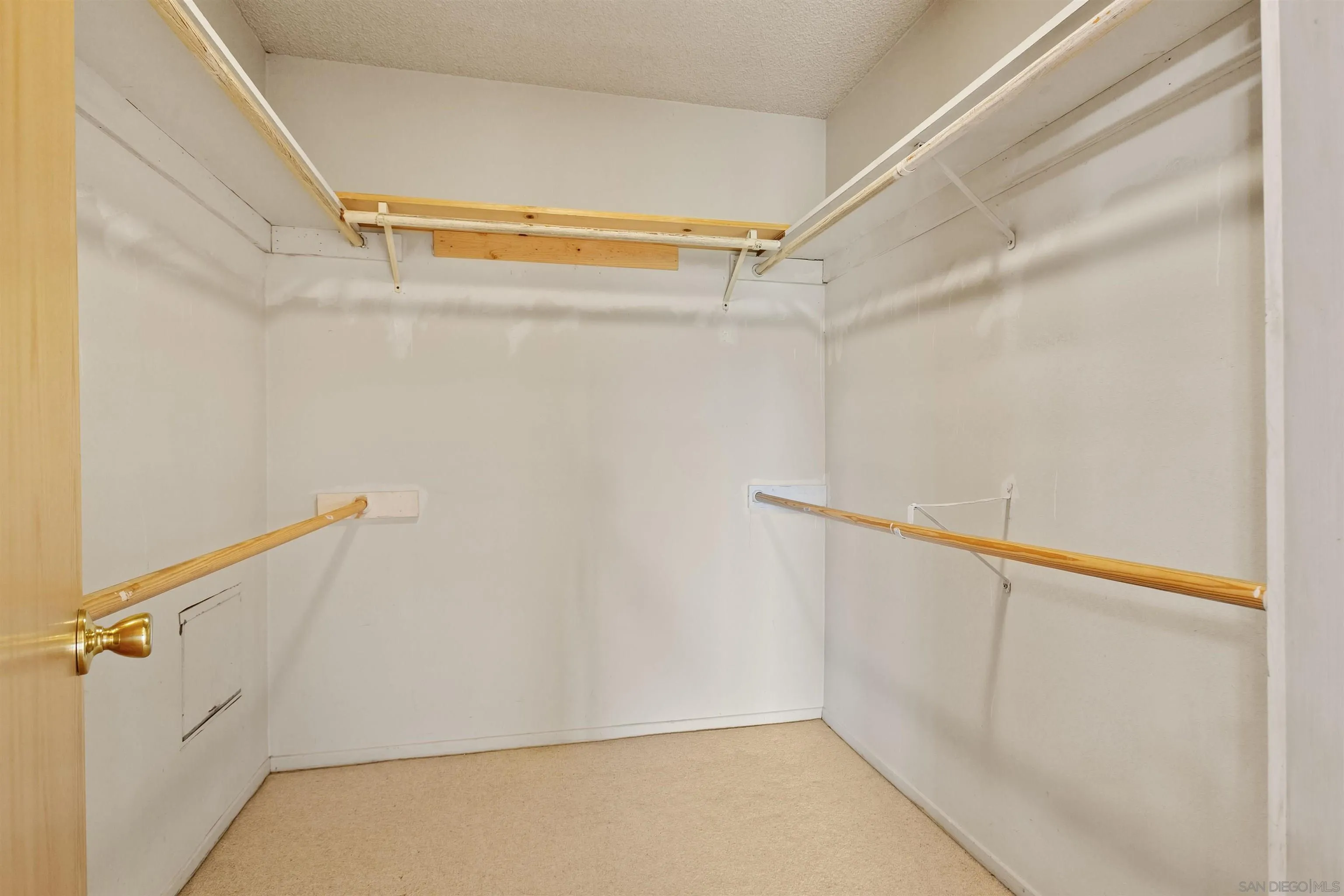 Photo #27: 2600123 Listing: Photo #27