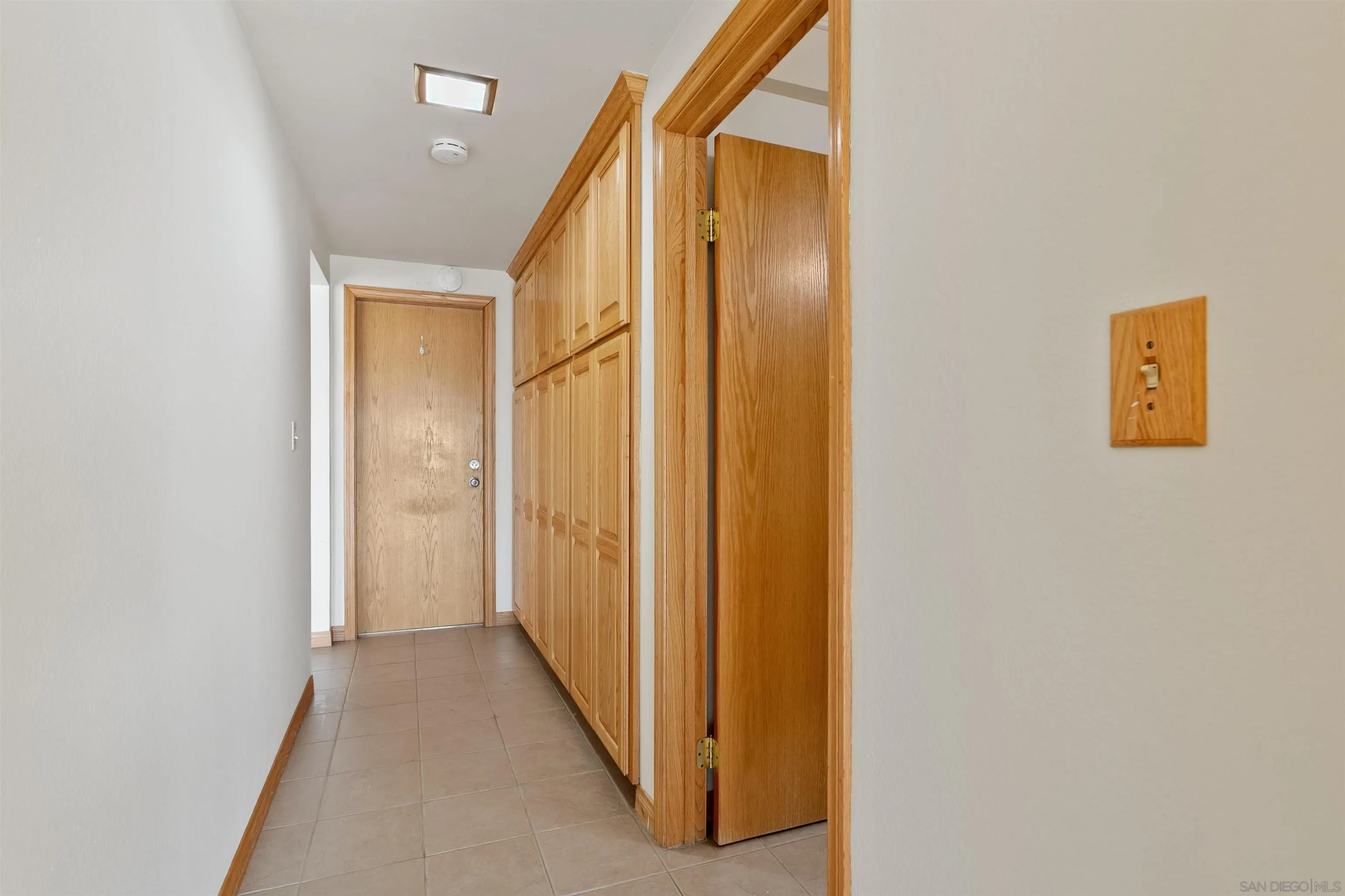 https://cdn.realtyfeed.com/cdn/127/2600123/b9066163ef23b82c69301a02ea75d4f1.webp